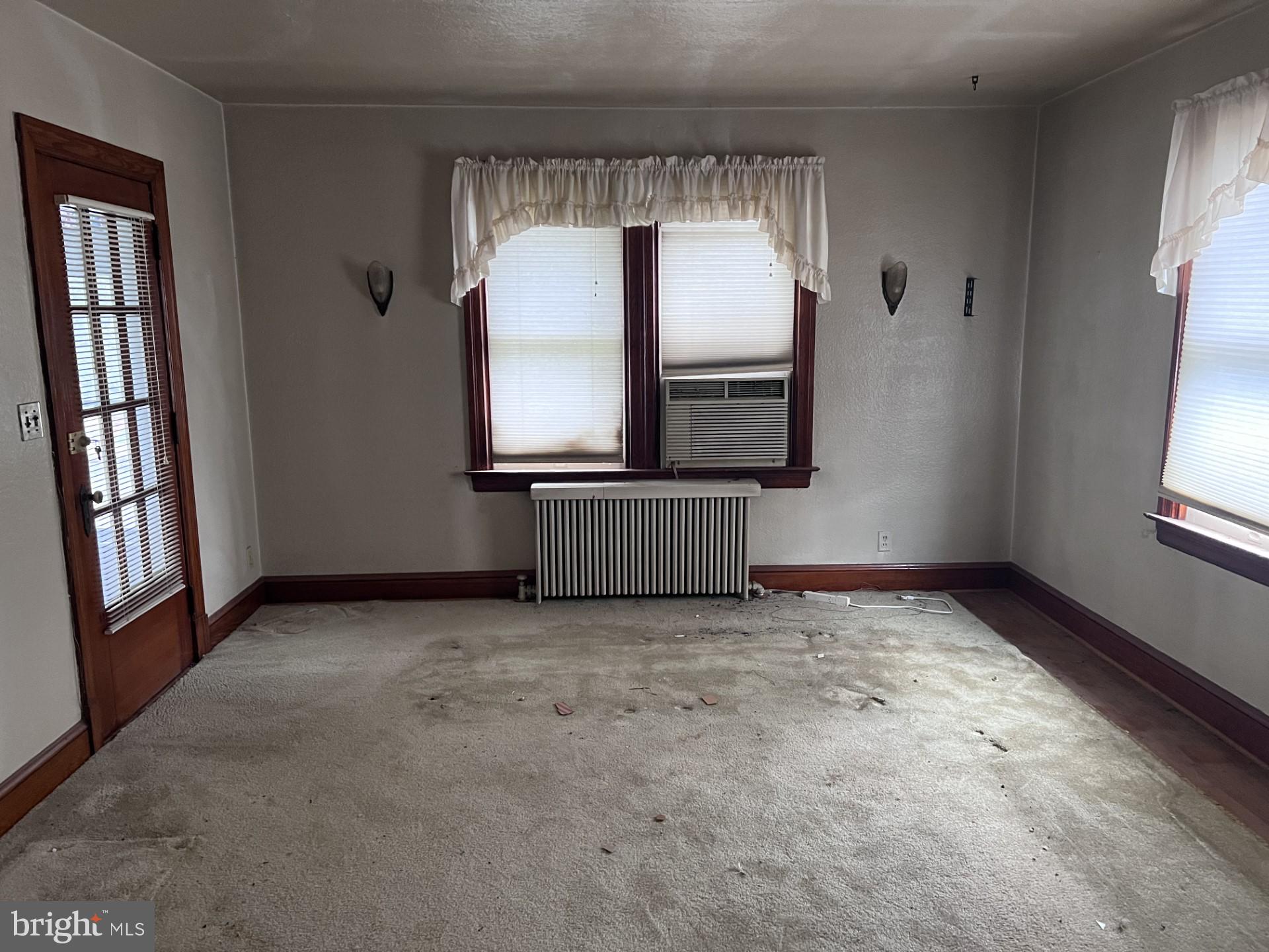 ARBUTUS TERRACE - Residential