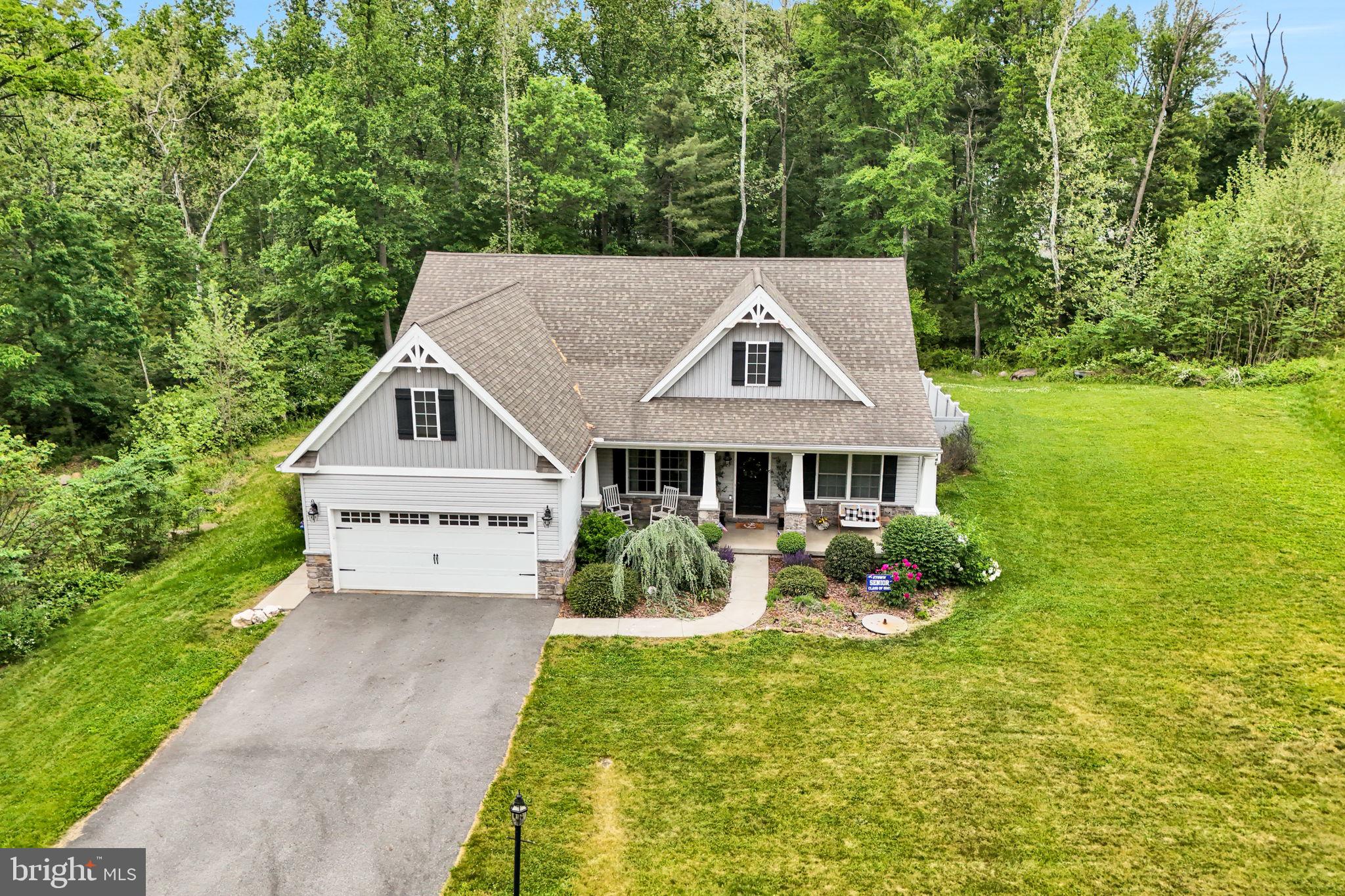 BISHOP WOODS - Residential