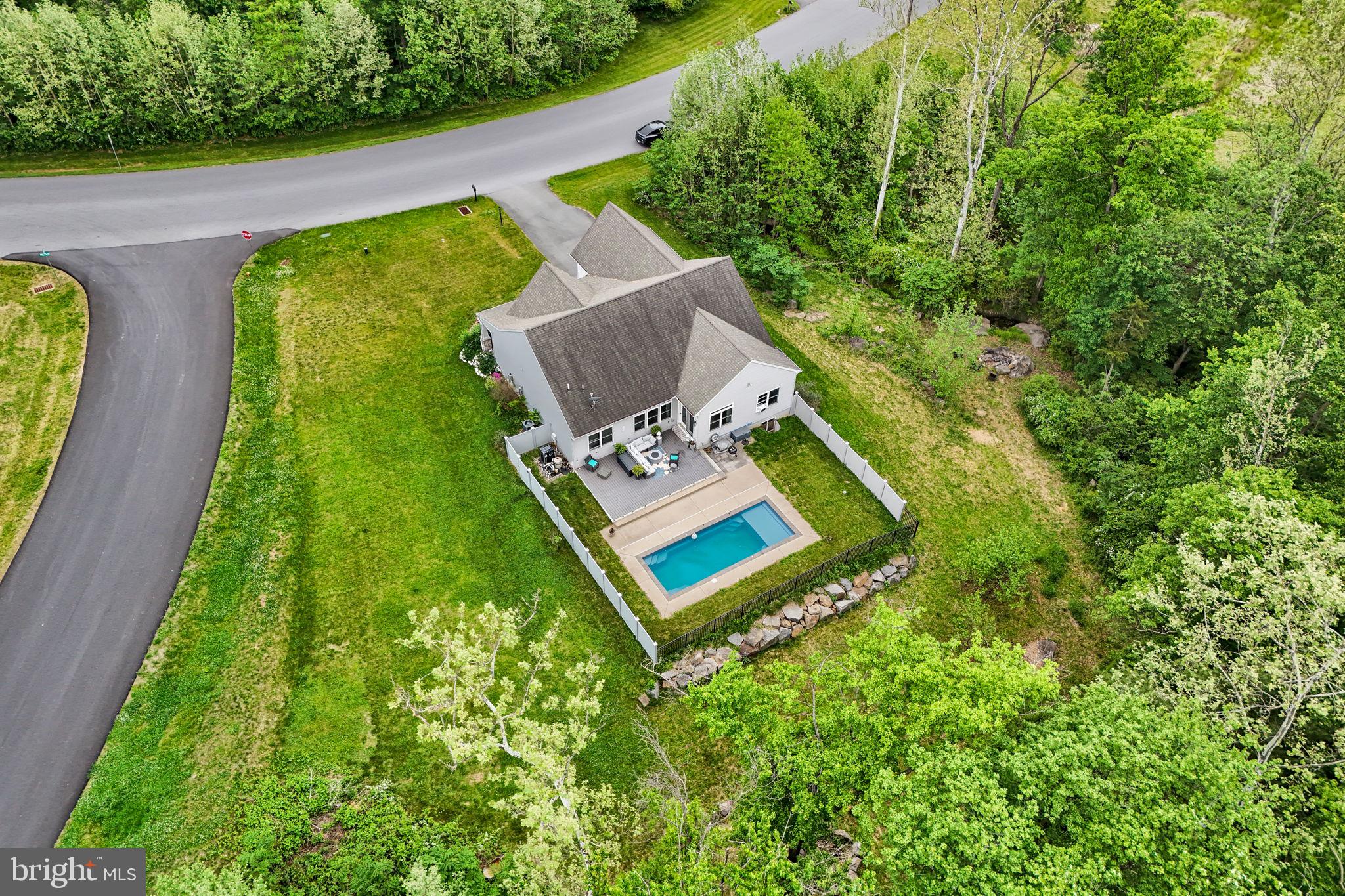 BISHOP WOODS - Residential