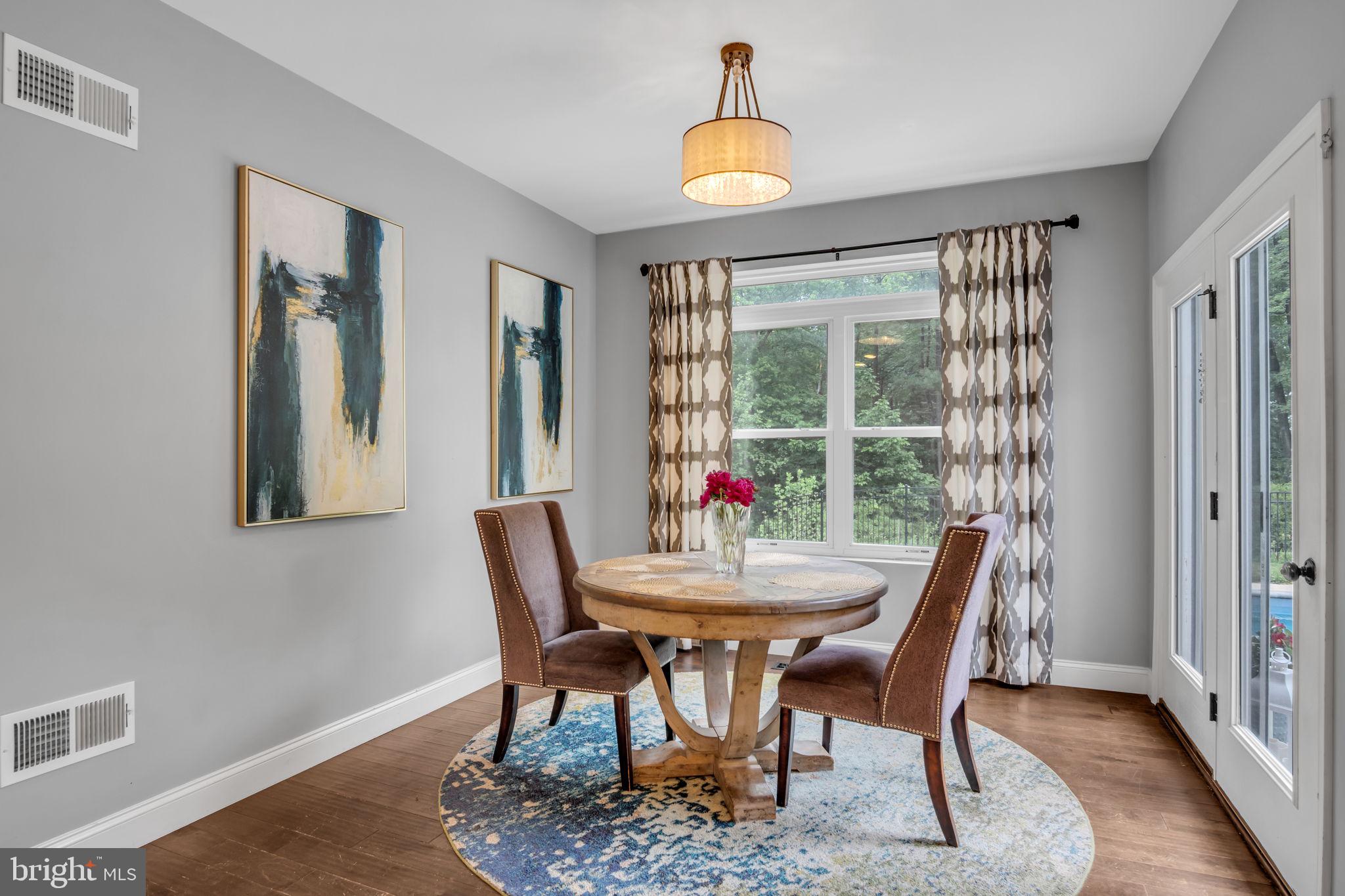 BISHOP WOODS - Residential