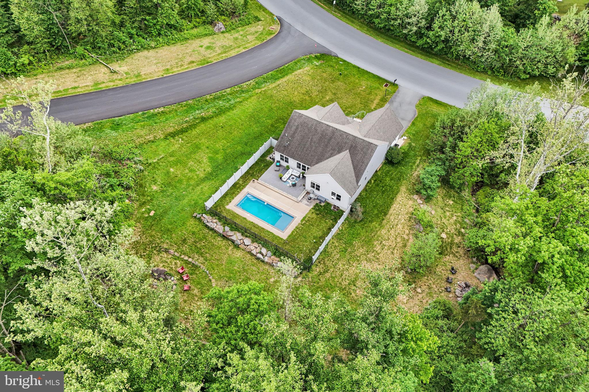 BISHOP WOODS - Residential