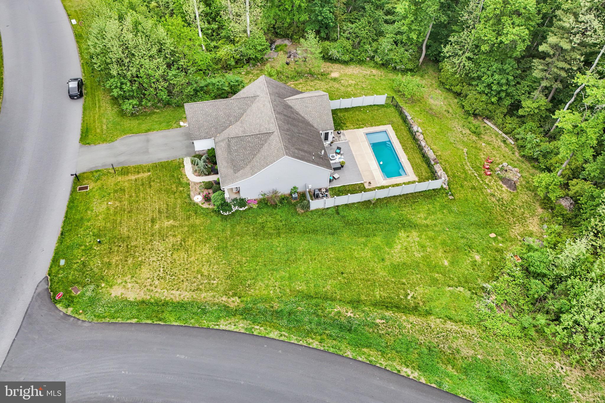 BISHOP WOODS - Residential