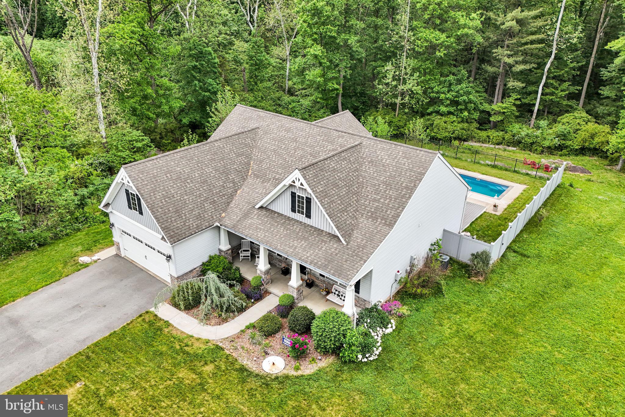 BISHOP WOODS - Residential