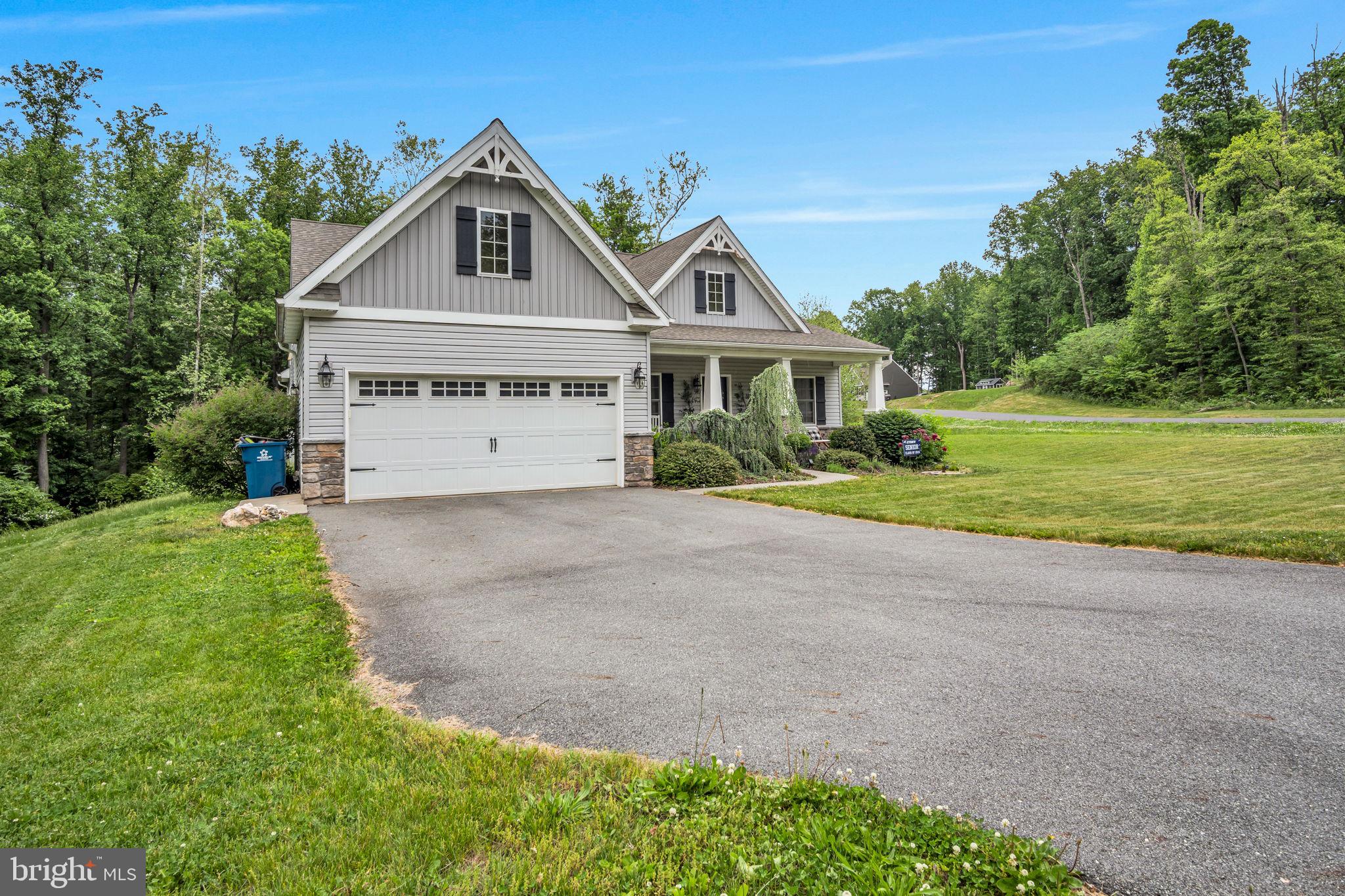 BISHOP WOODS - Residential