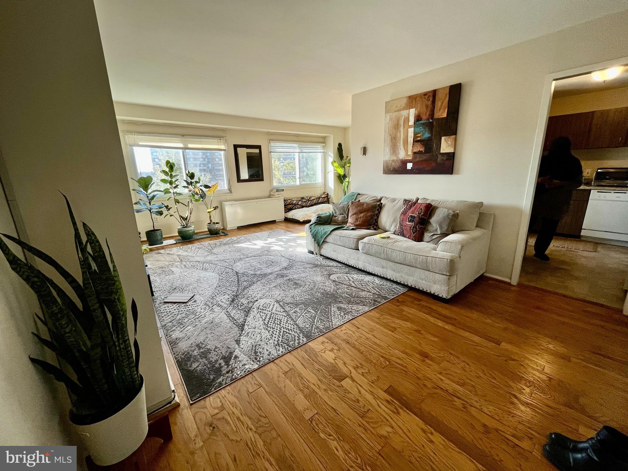 UNIVERSITY TOWERS CODM - Residential