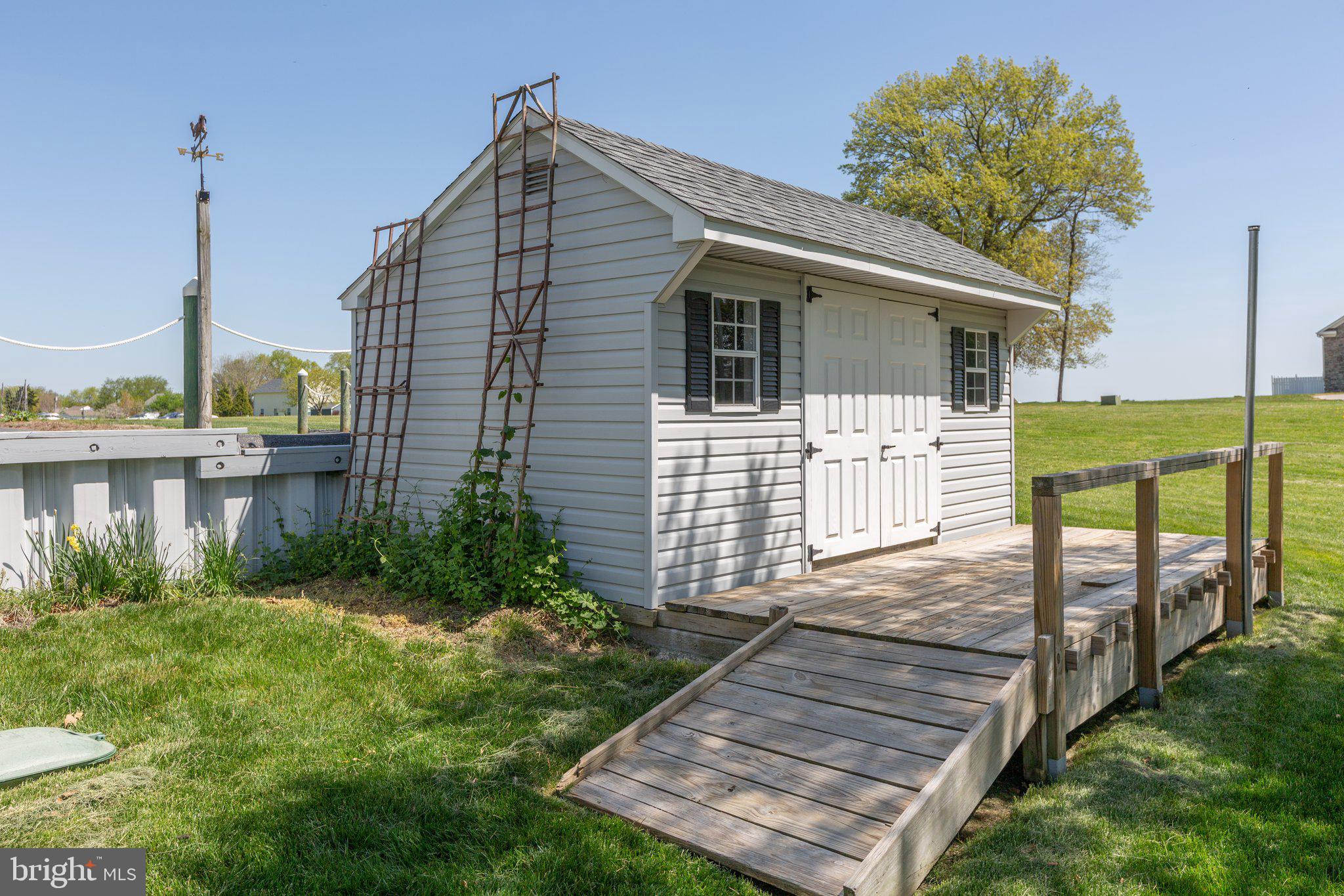 PAYNES POINT - Residential