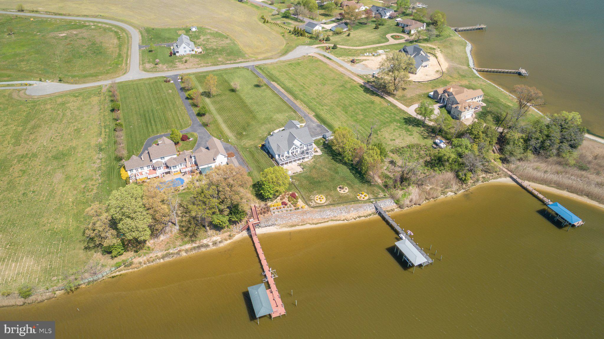 PAYNES POINT - Residential