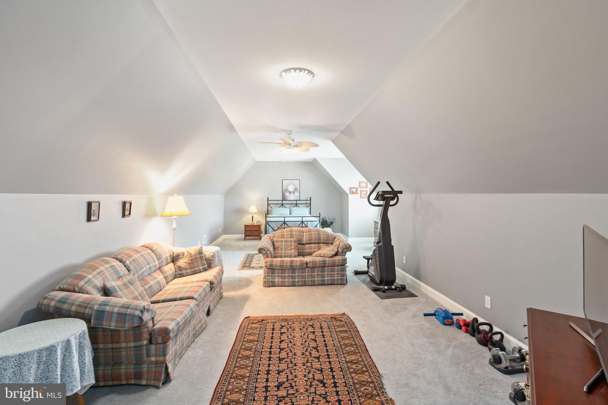 PAYNES POINT - Residential