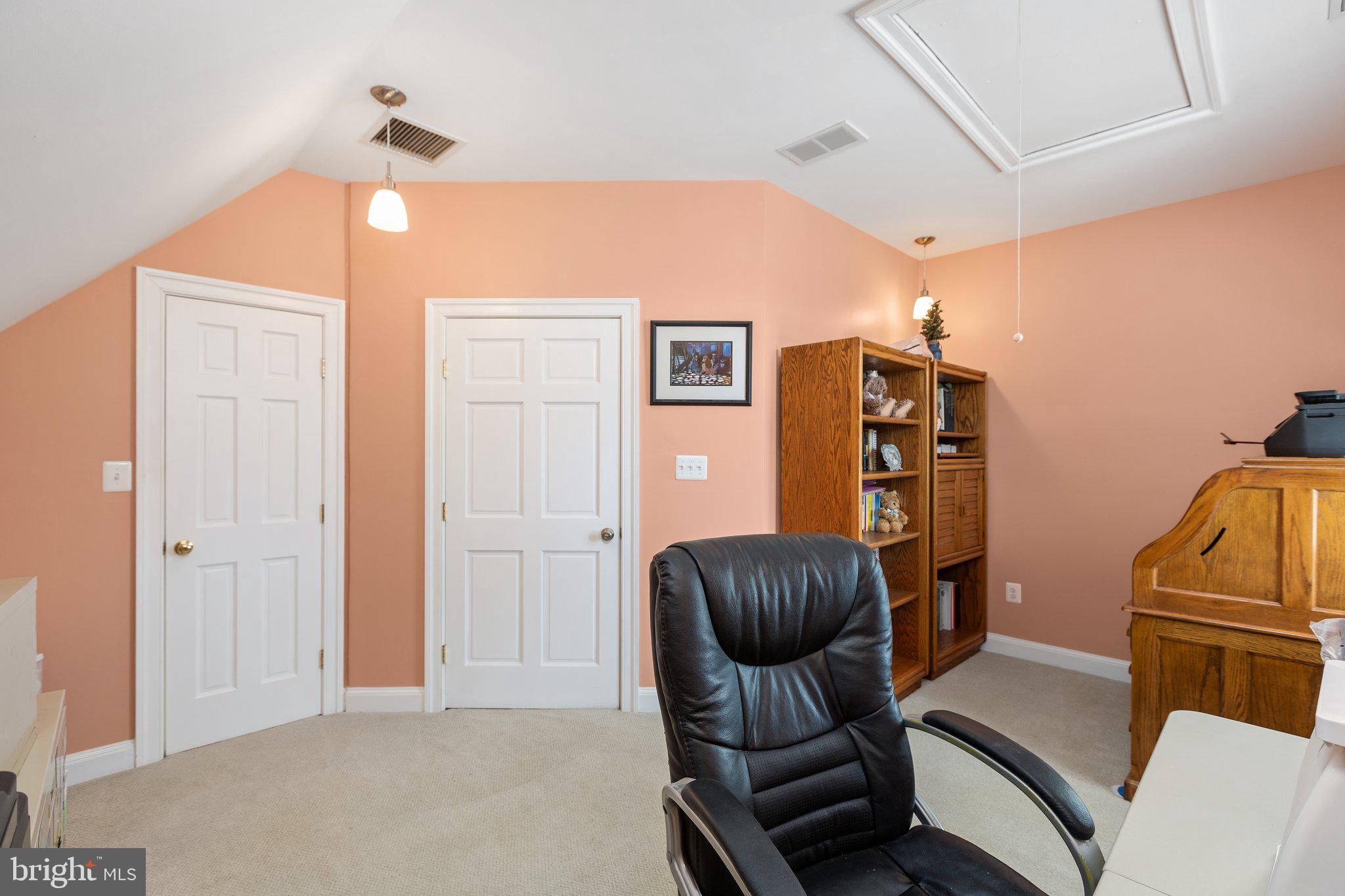 PAYNES POINT - Residential