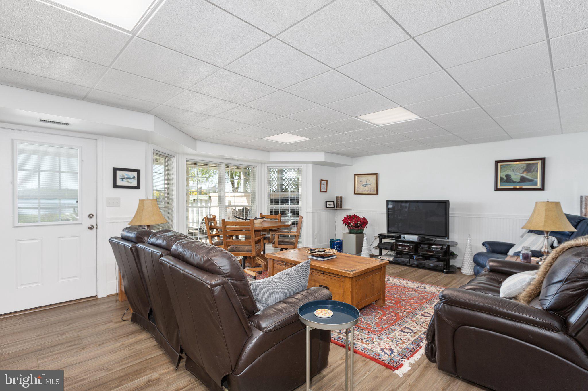 PAYNES POINT - Residential