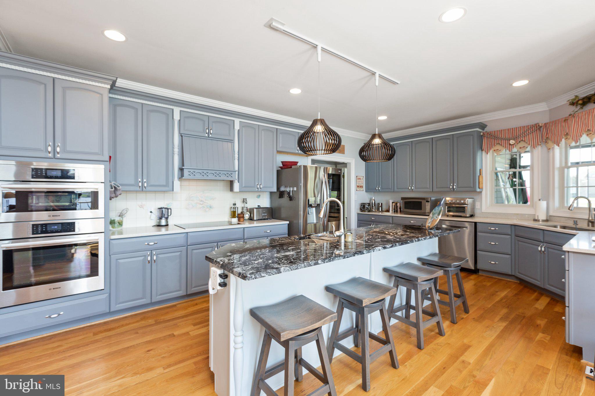 PAYNES POINT - Residential