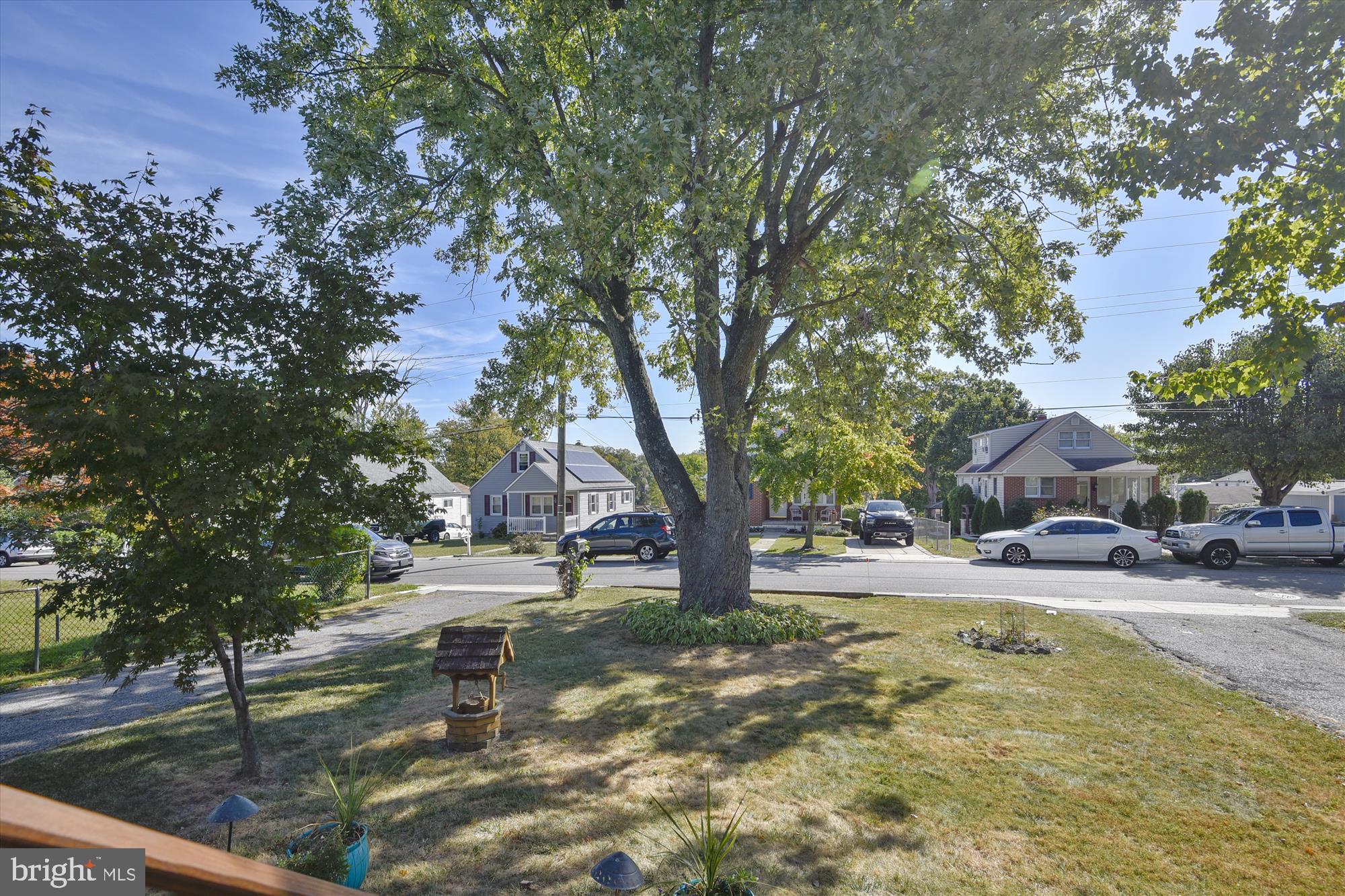 HILLENDALE PARK - Residential