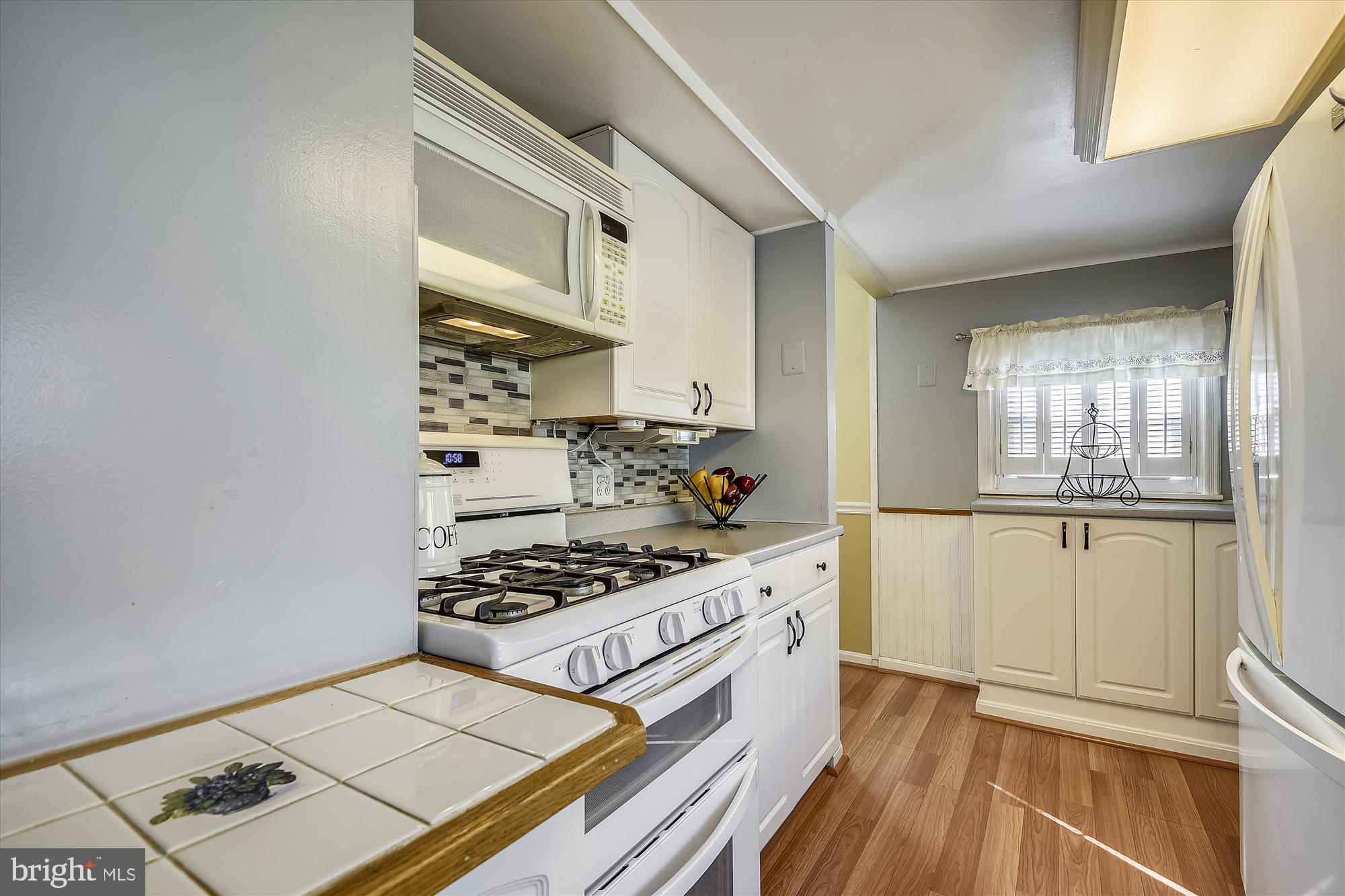 HILLENDALE PARK - Residential