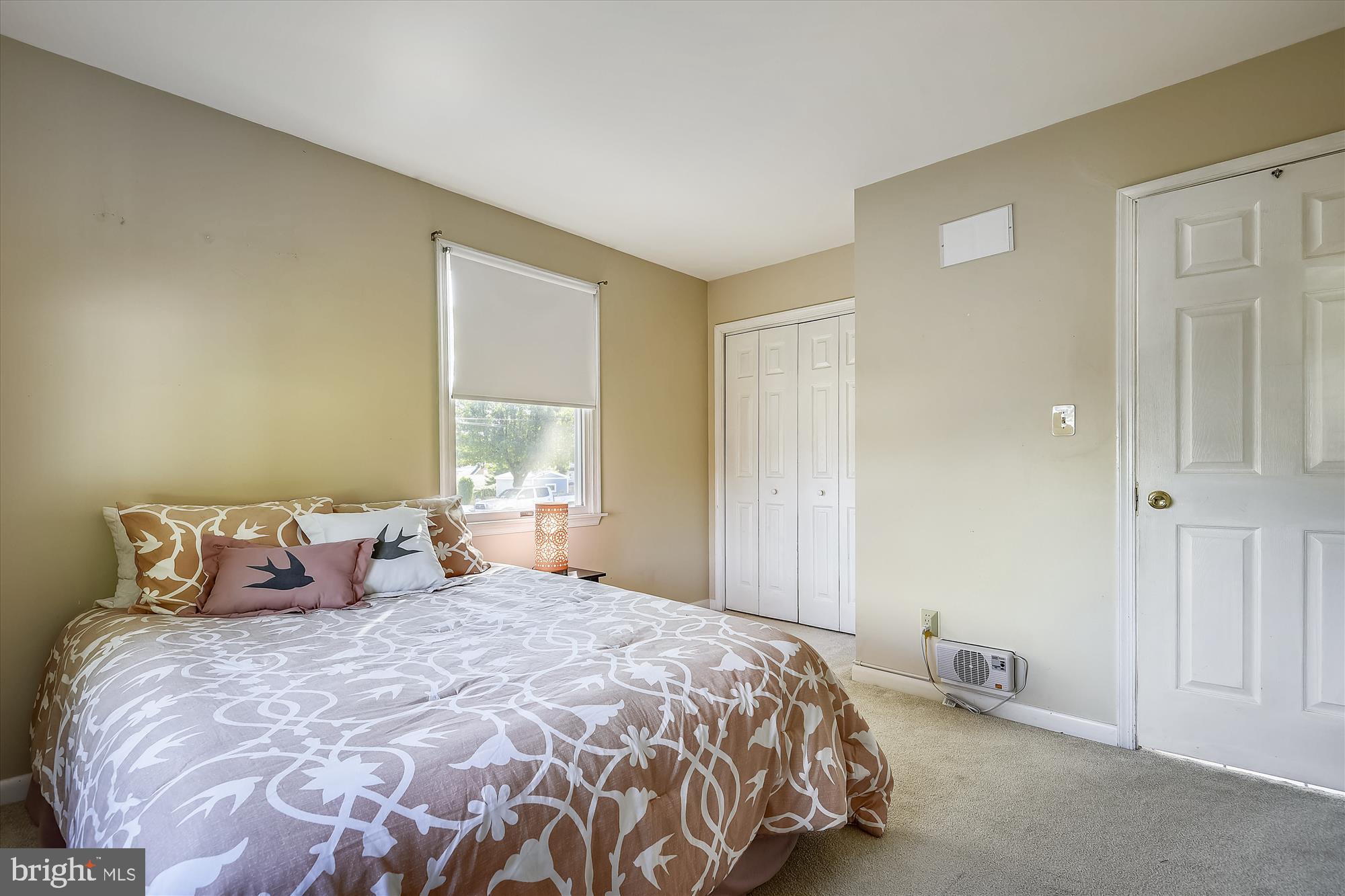 HILLENDALE PARK - Residential