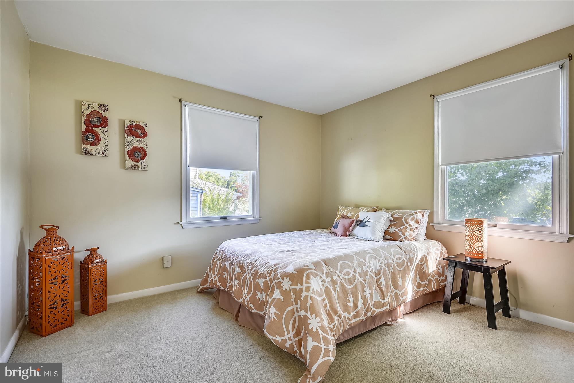 HILLENDALE PARK - Residential