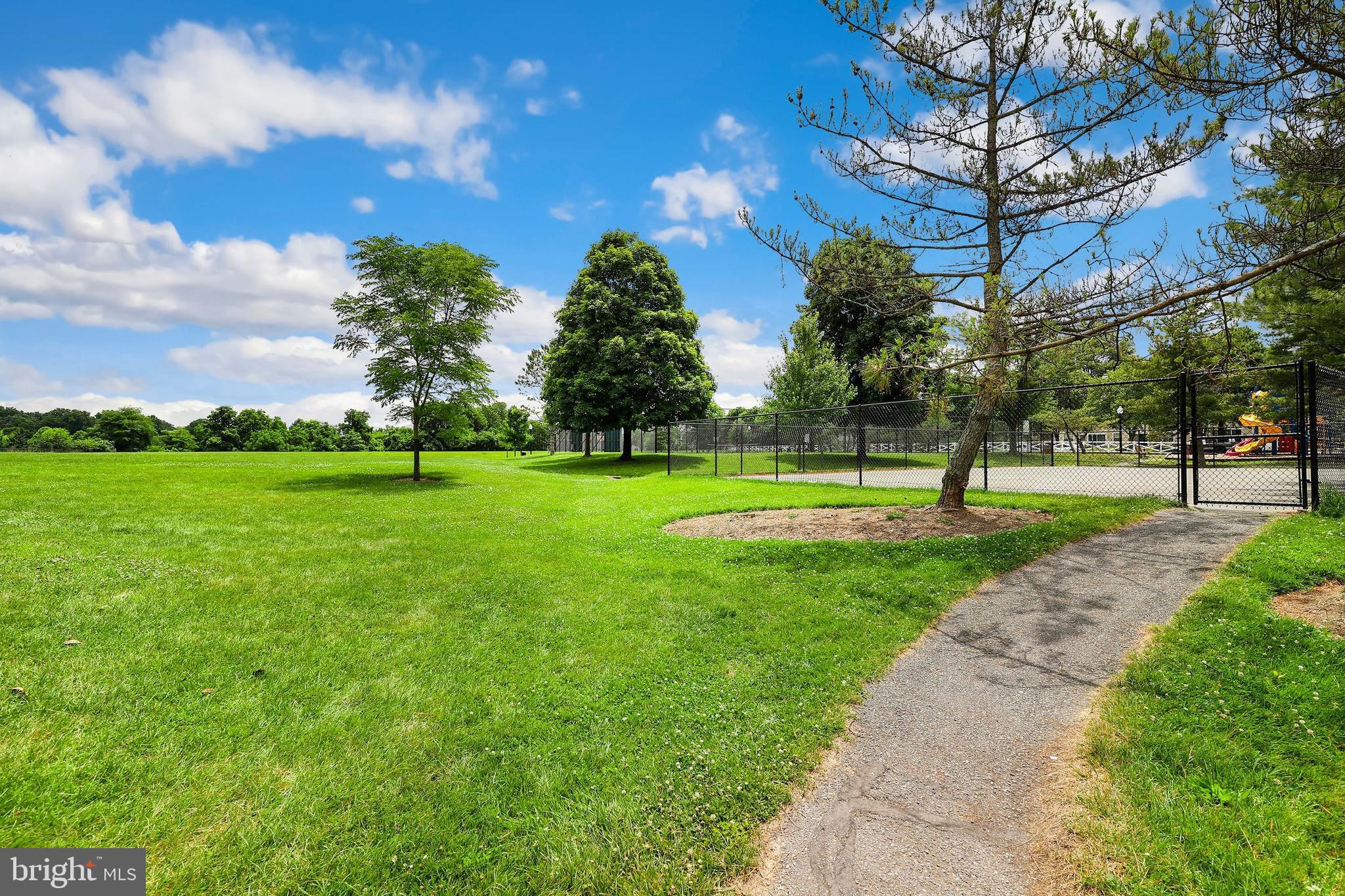 WINTERGATE AT LONGMEAD CROSSING - Residential