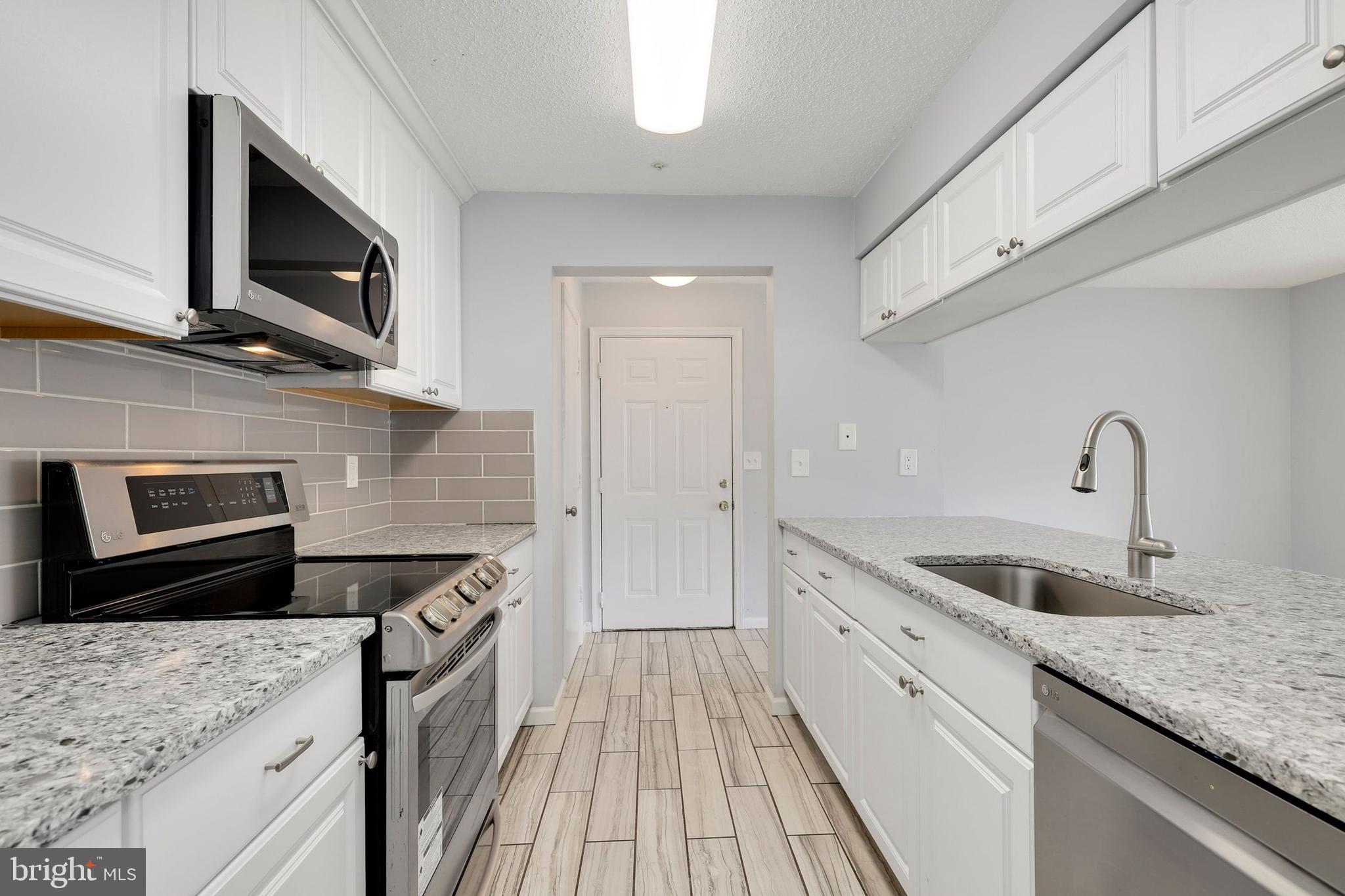 WINTERGATE AT LONGMEAD CROSSING - Residential