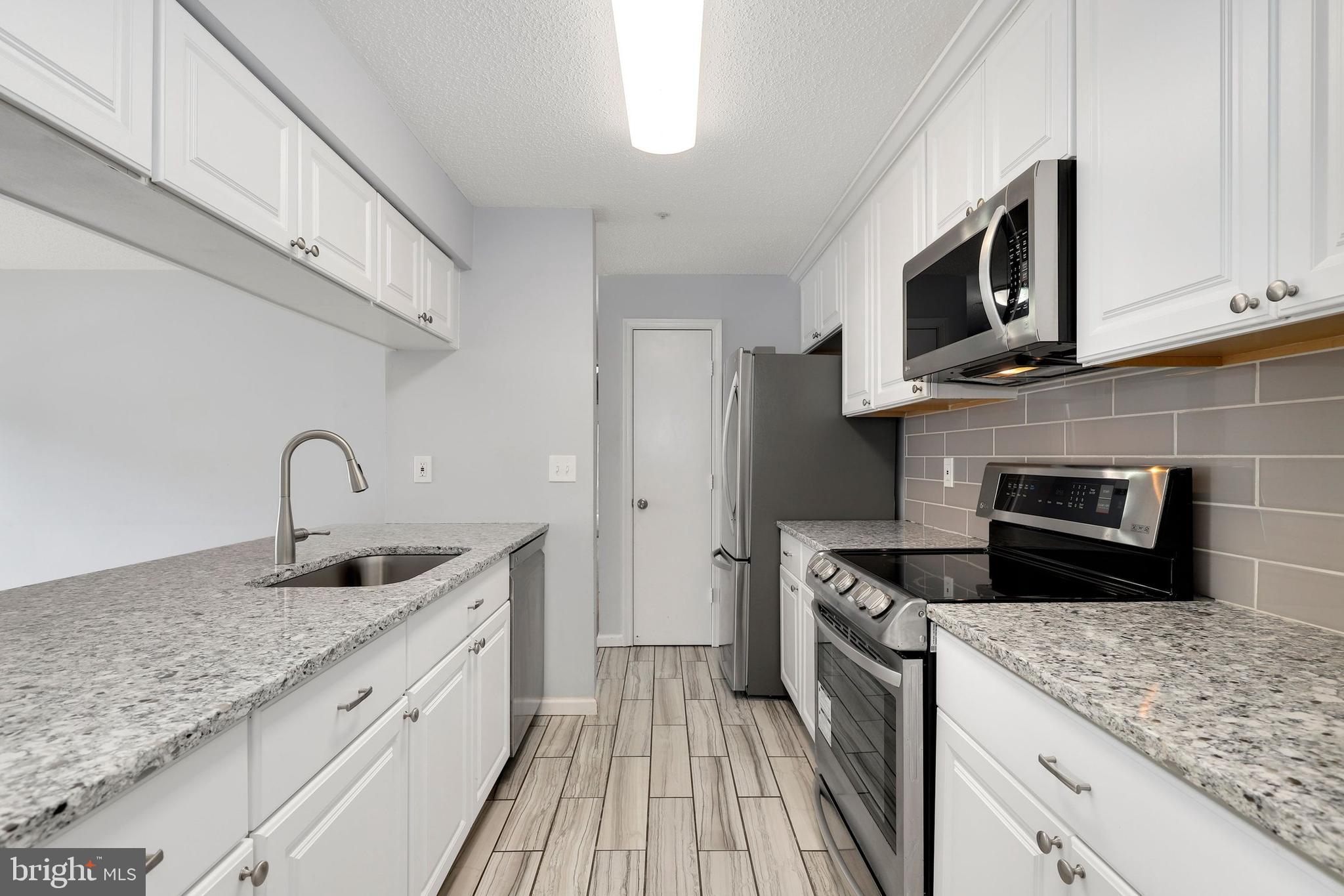 WINTERGATE AT LONGMEAD CROSSING - Residential