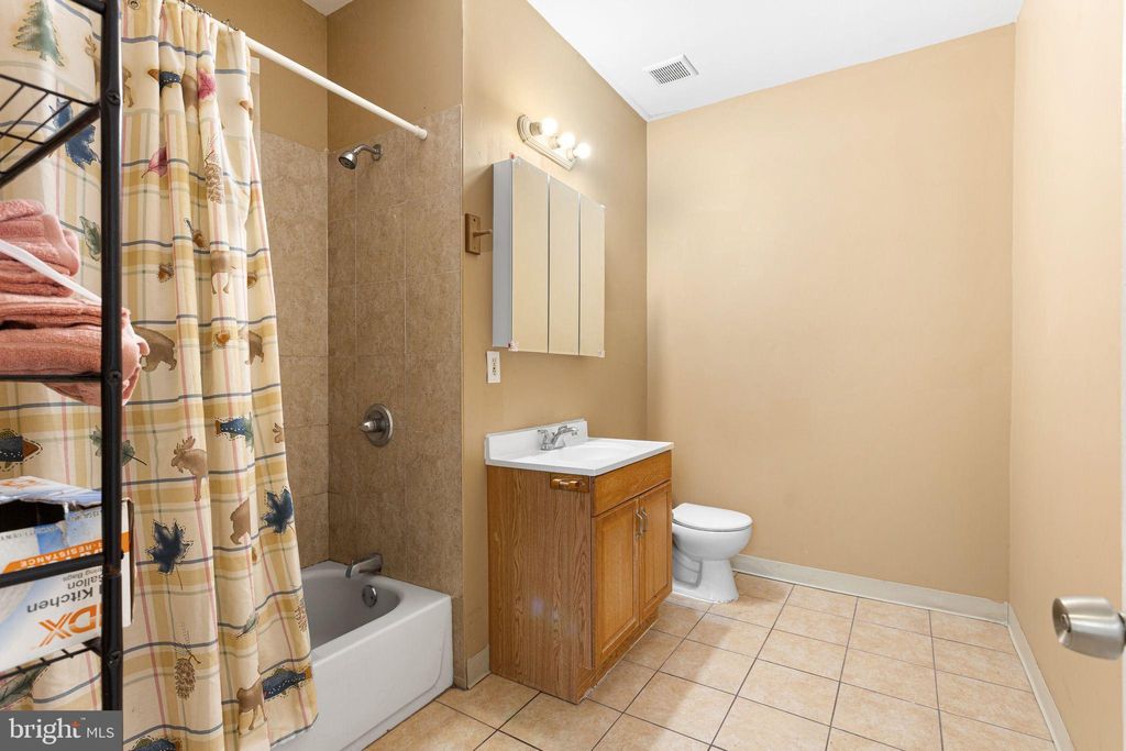 Photo of 1237 W Allegheny Avenue, PHILADELPHIA, PA 19133 (MLS # PAPH2573270)