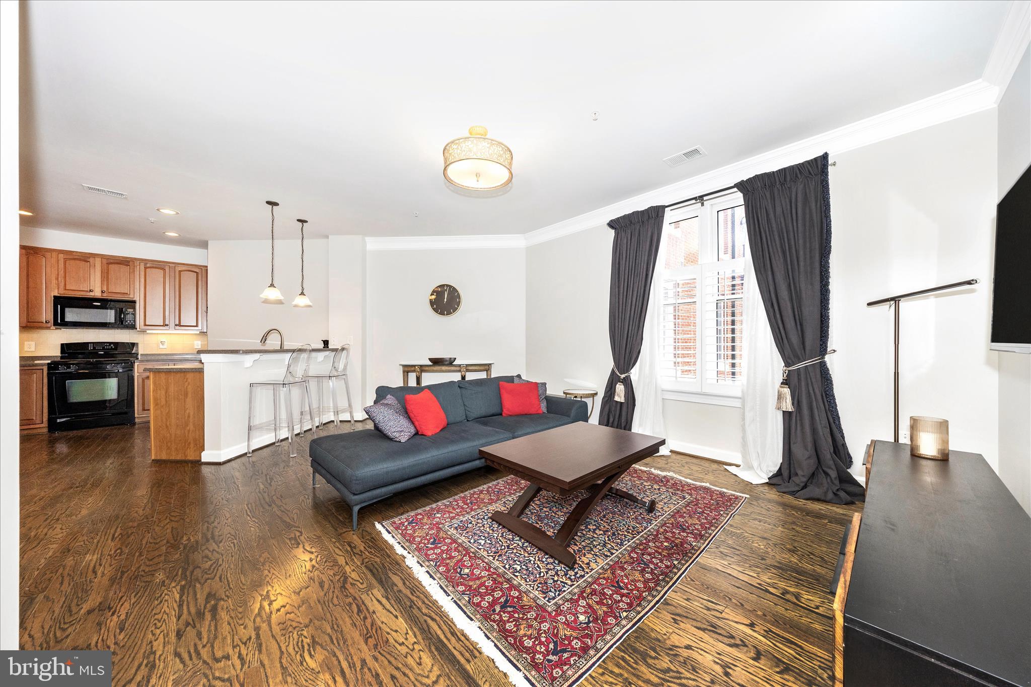 MAXWELL PLACE - Residential