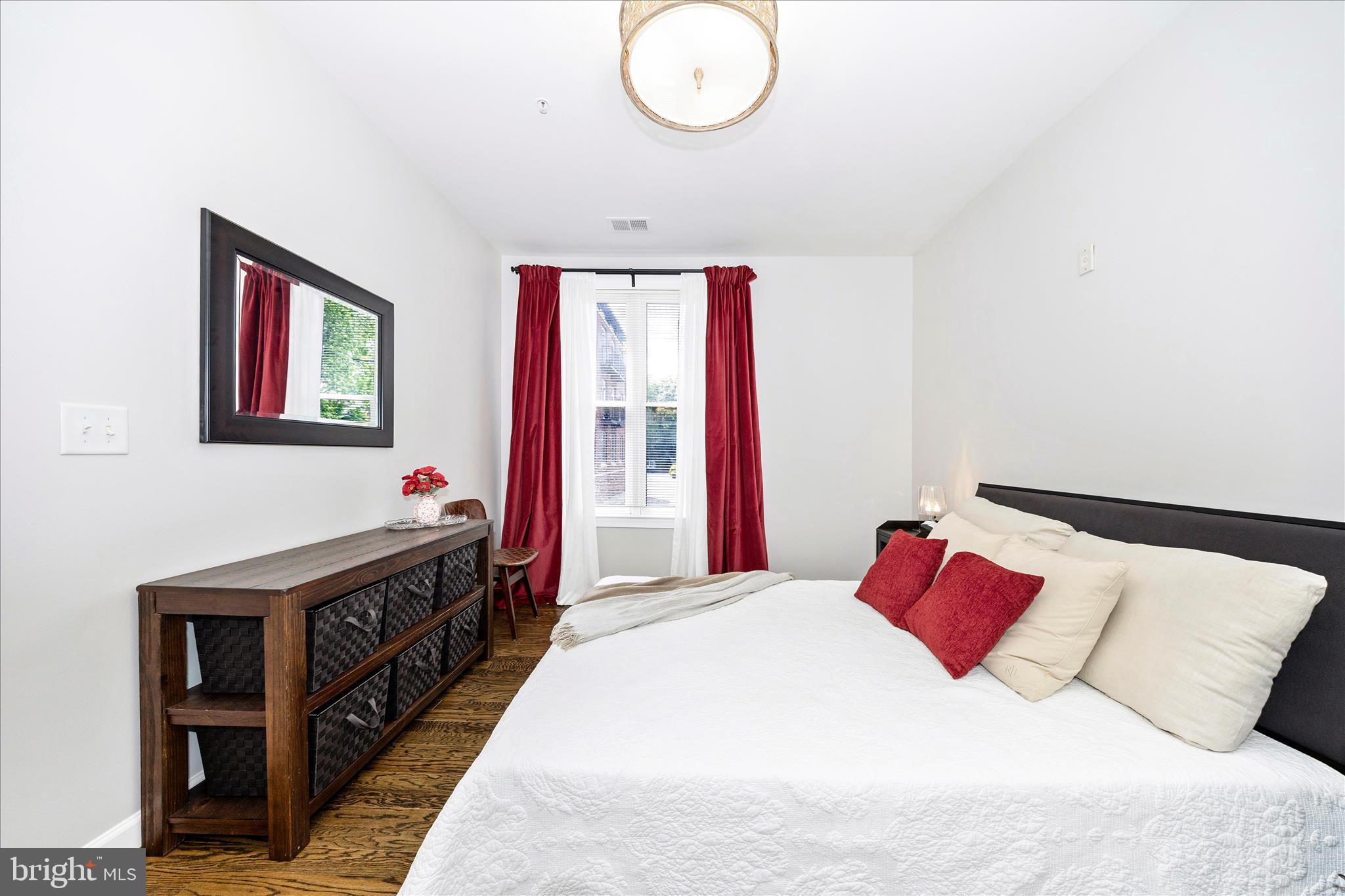 MAXWELL PLACE - Residential