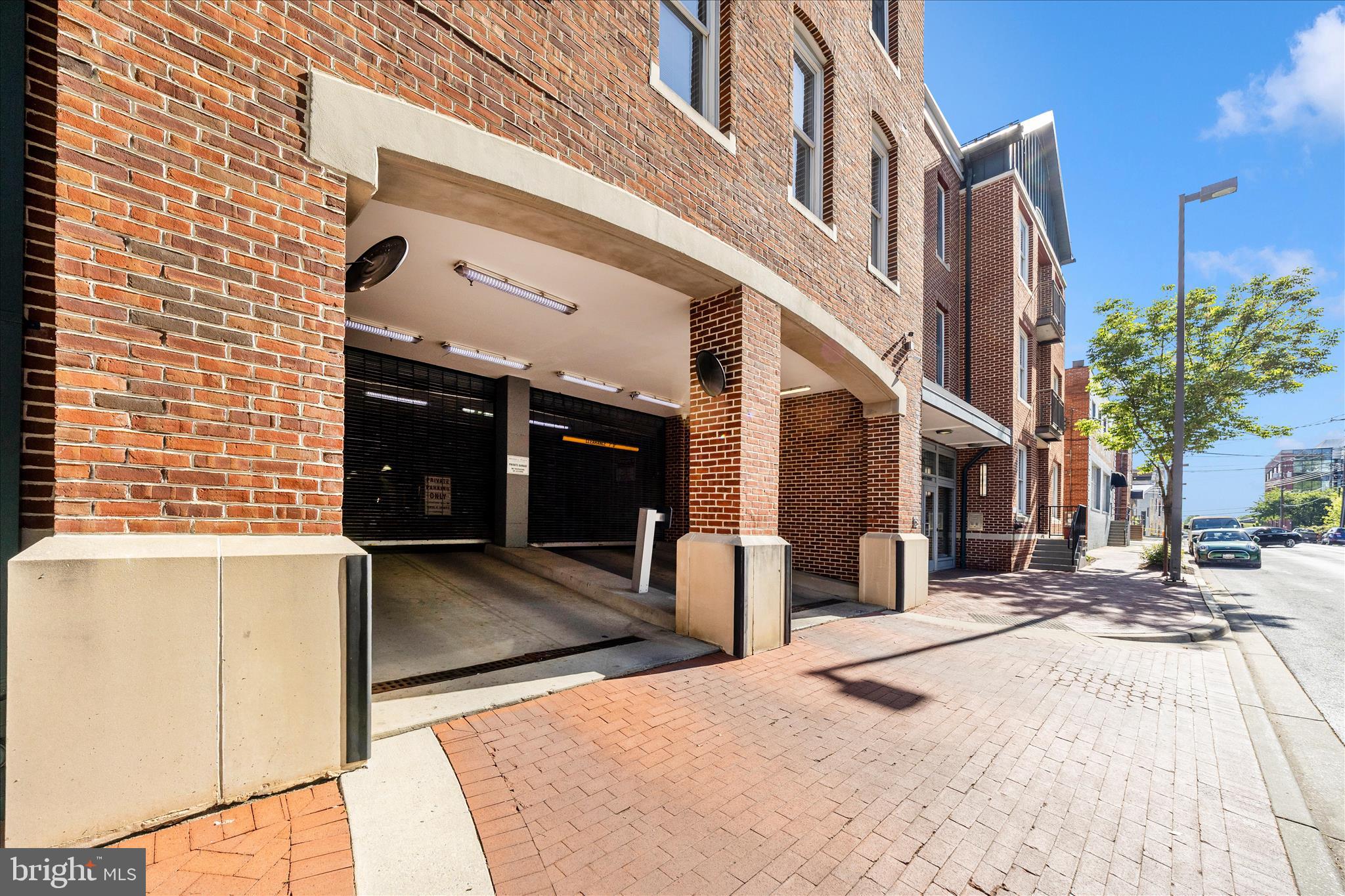 MAXWELL PLACE - Residential