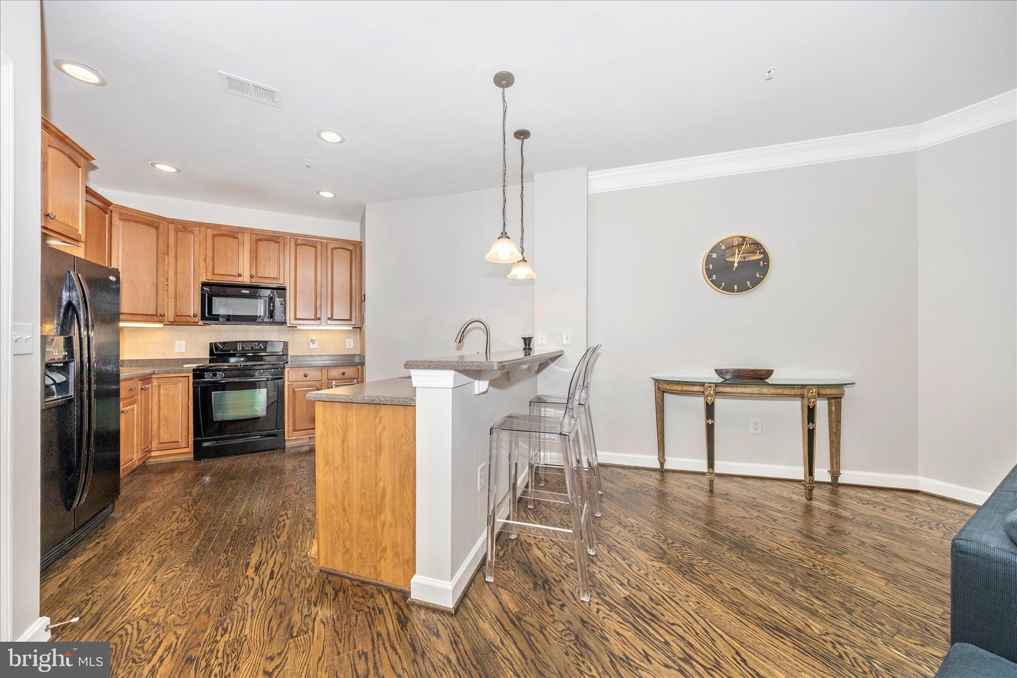 MAXWELL PLACE - Residential