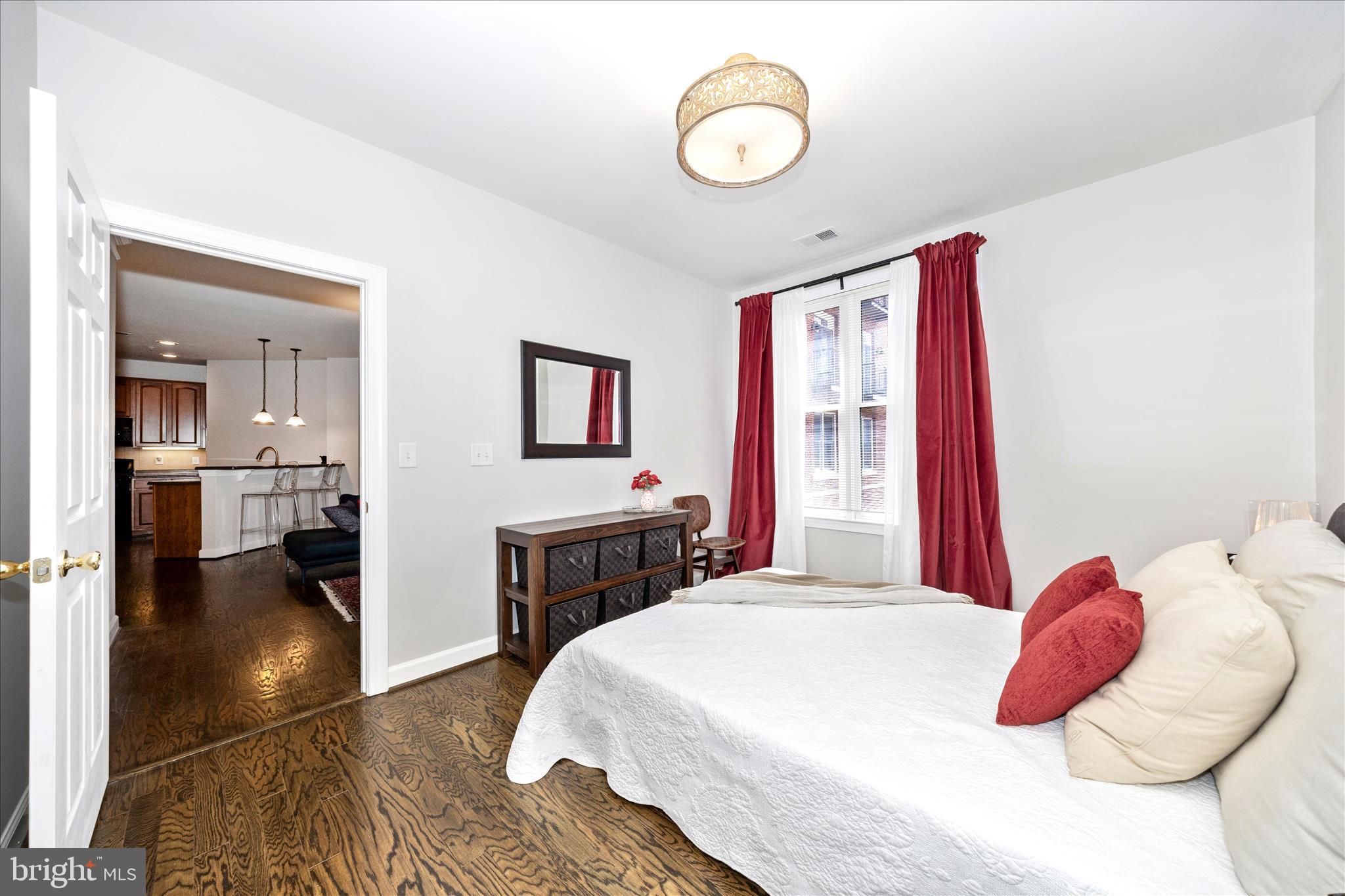 MAXWELL PLACE - Residential