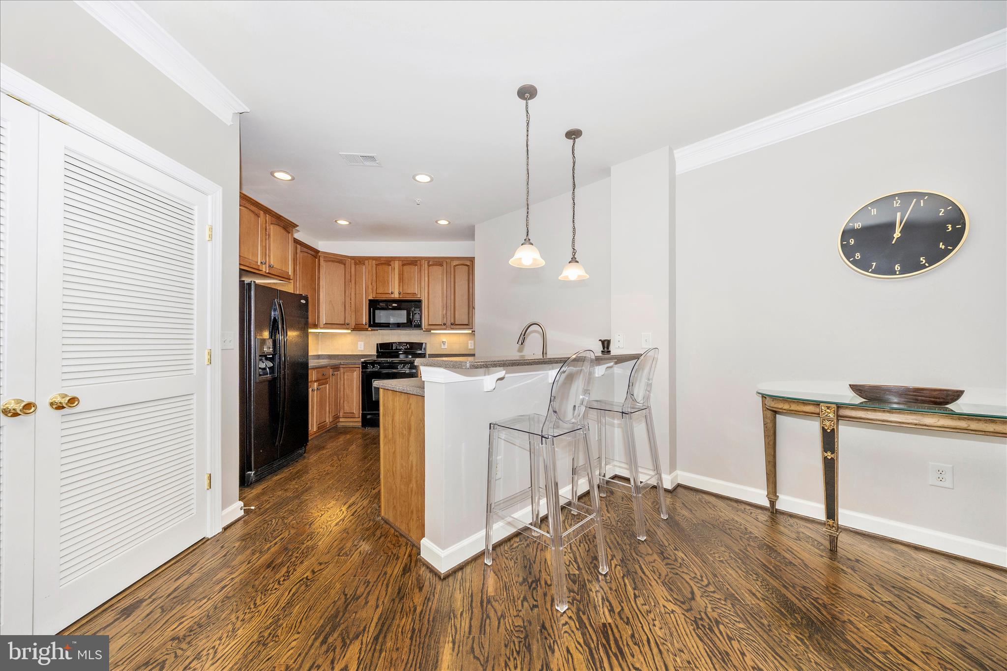 MAXWELL PLACE - Residential