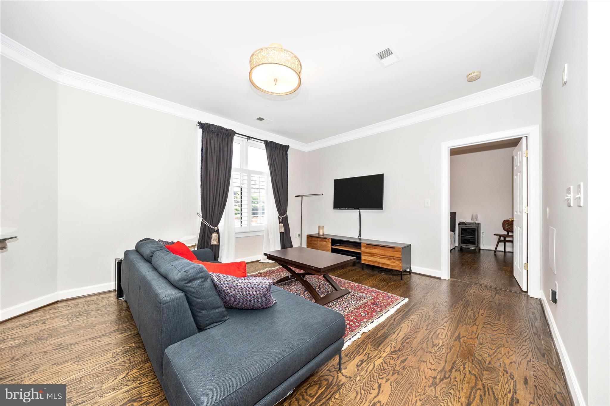 MAXWELL PLACE - Residential