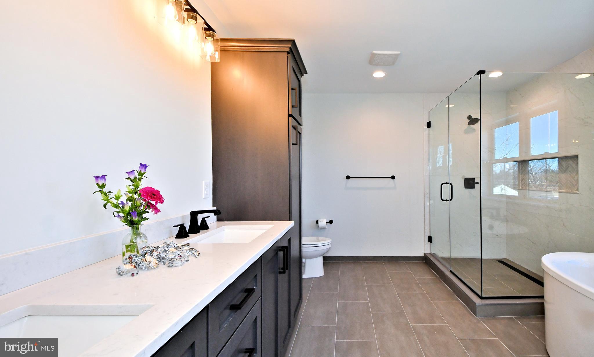 ESTATES AT BRIDLE PATH - Residential