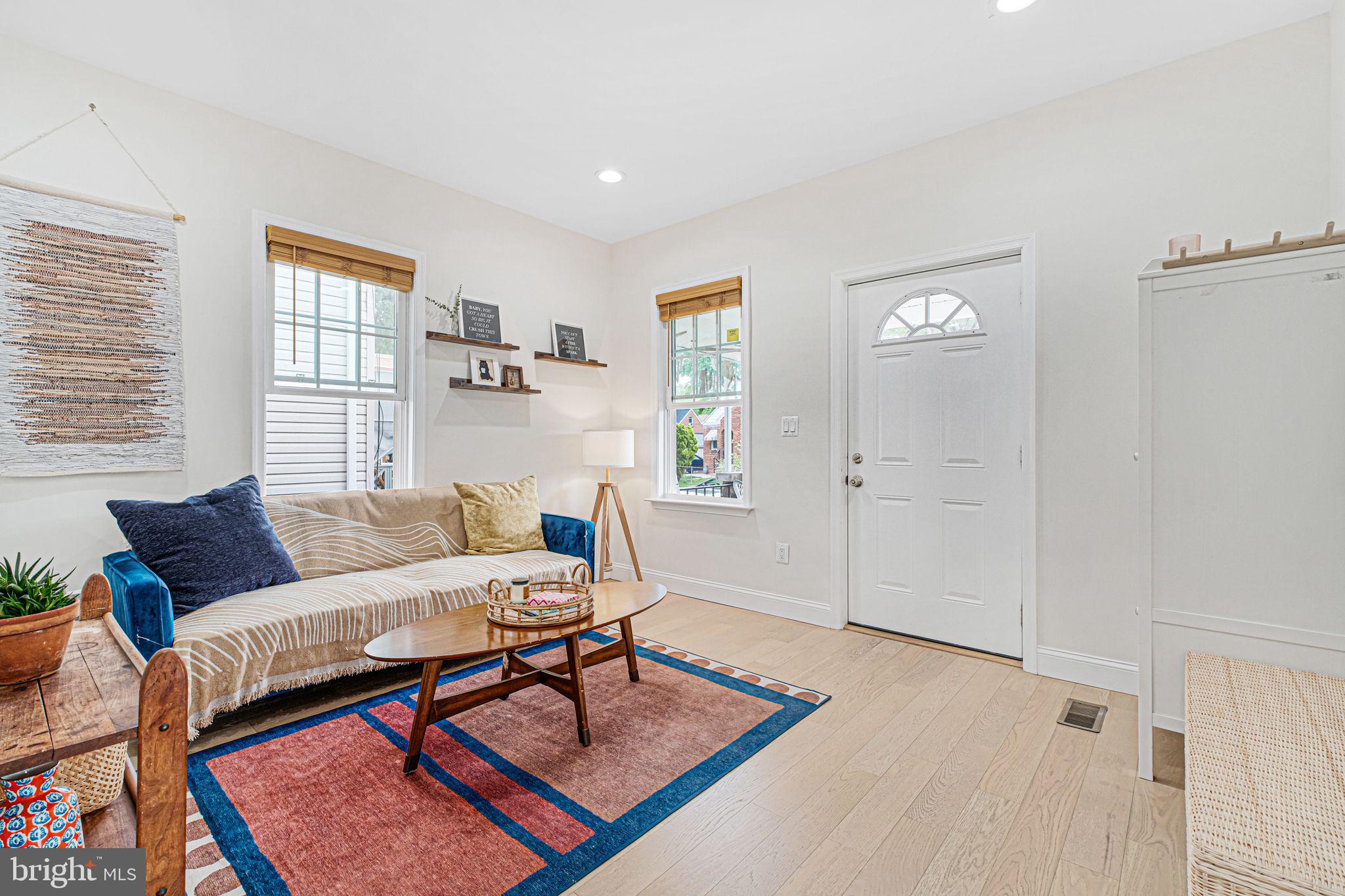 BRENTWOOD - Residential