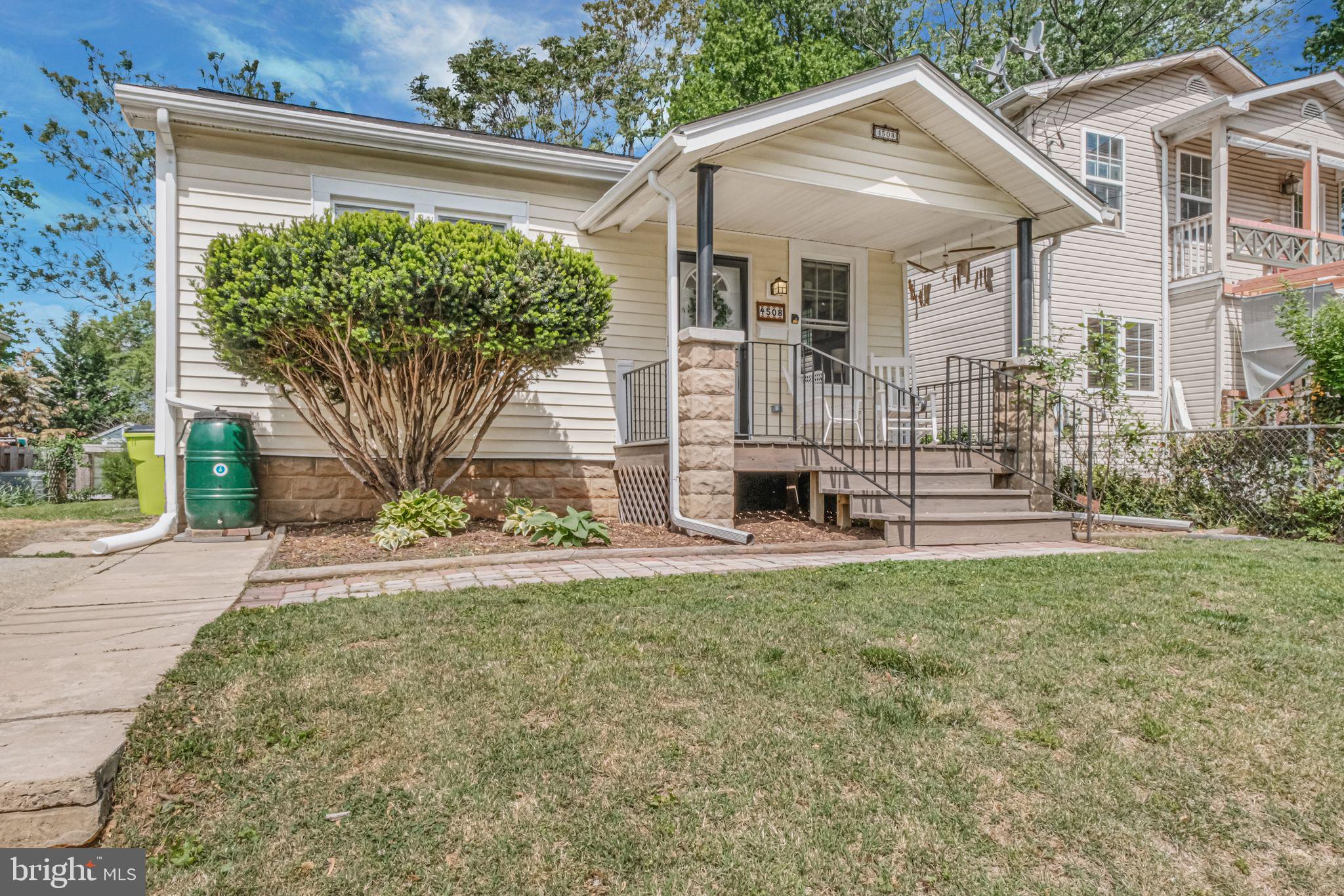 BRENTWOOD - Residential