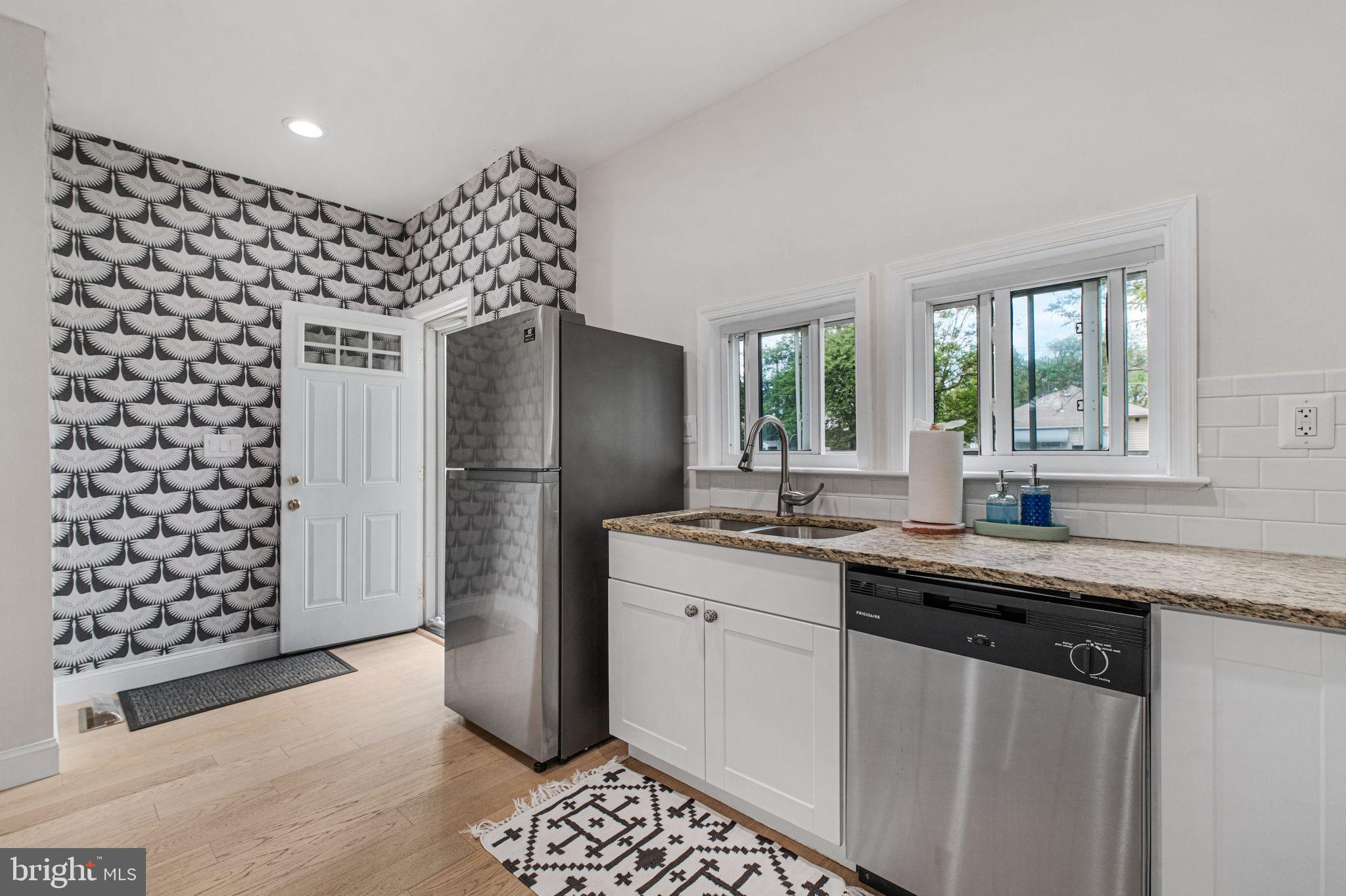 BRENTWOOD - Residential