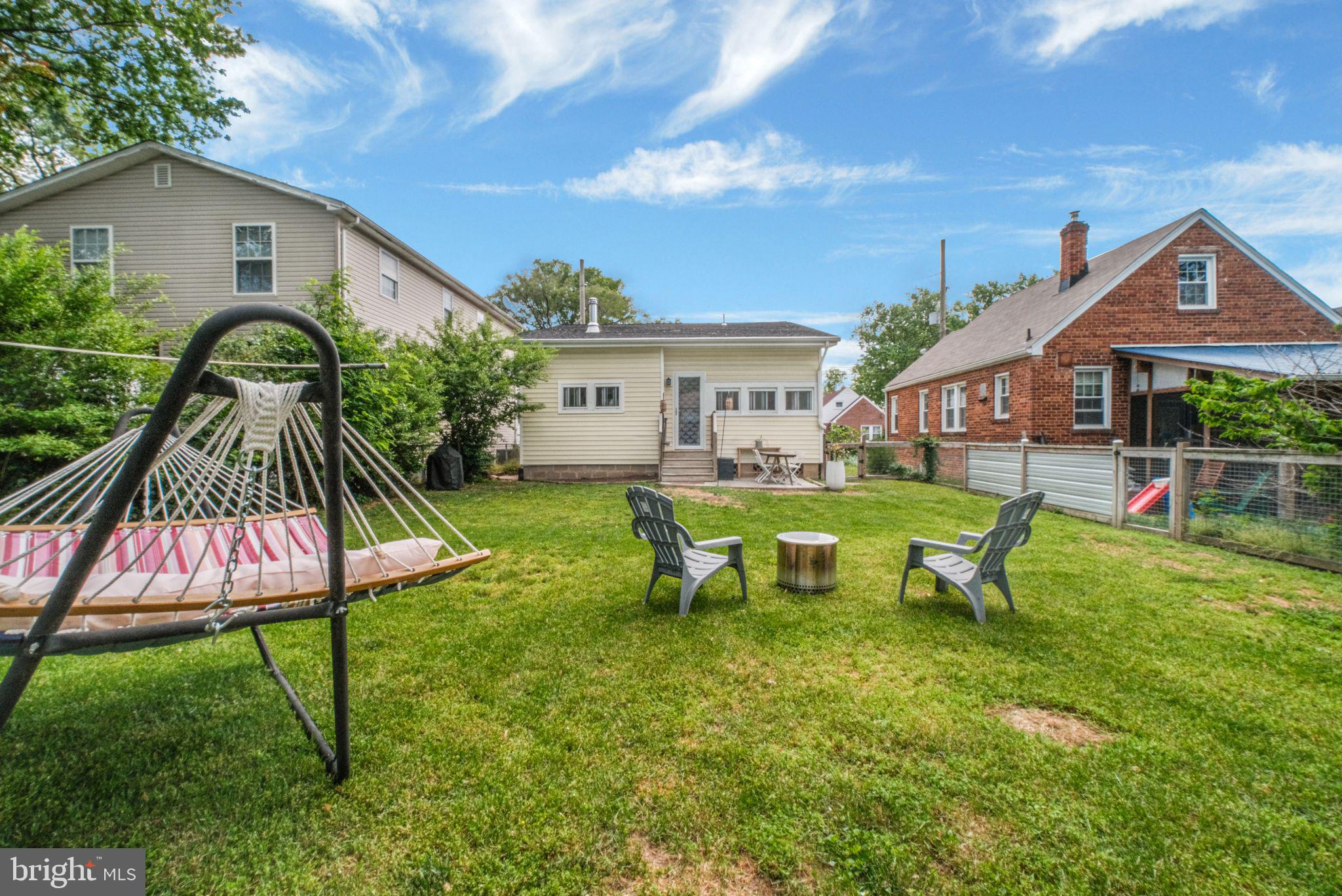 BRENTWOOD - Residential