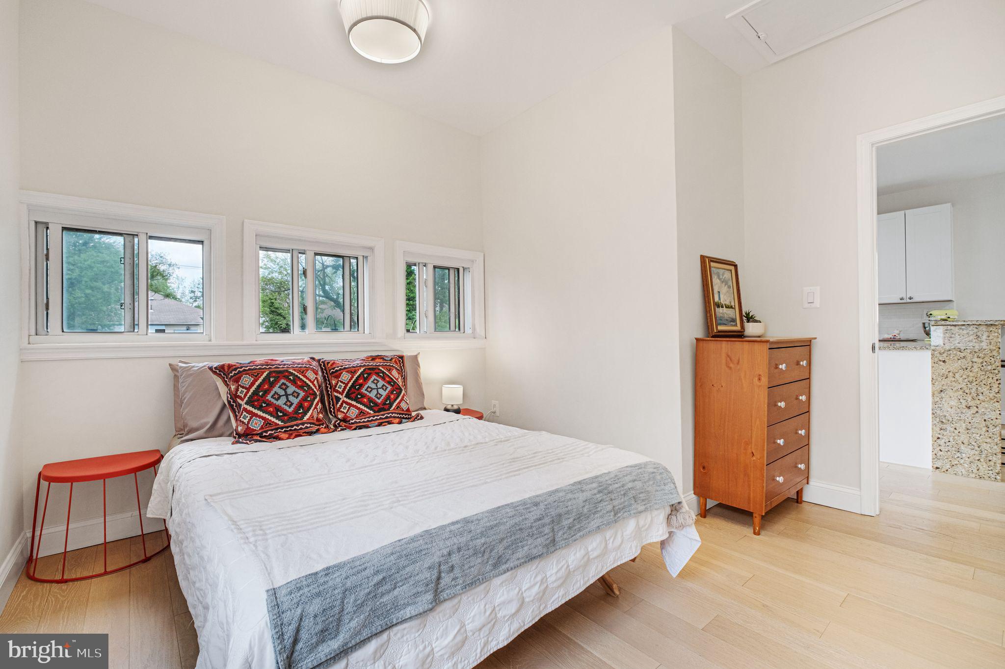 BRENTWOOD - Residential