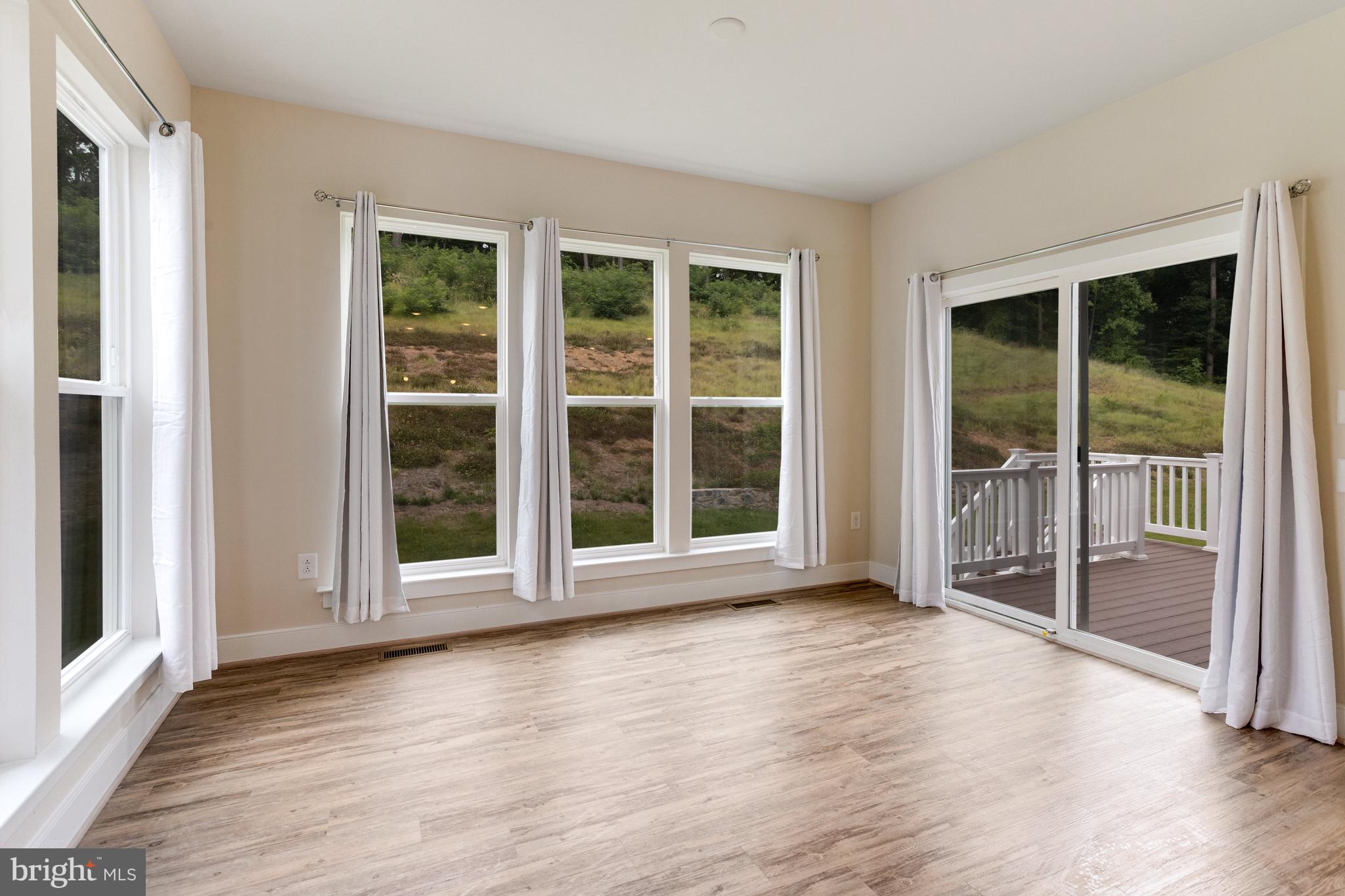 POTOMAC SHORES - Residential Lease