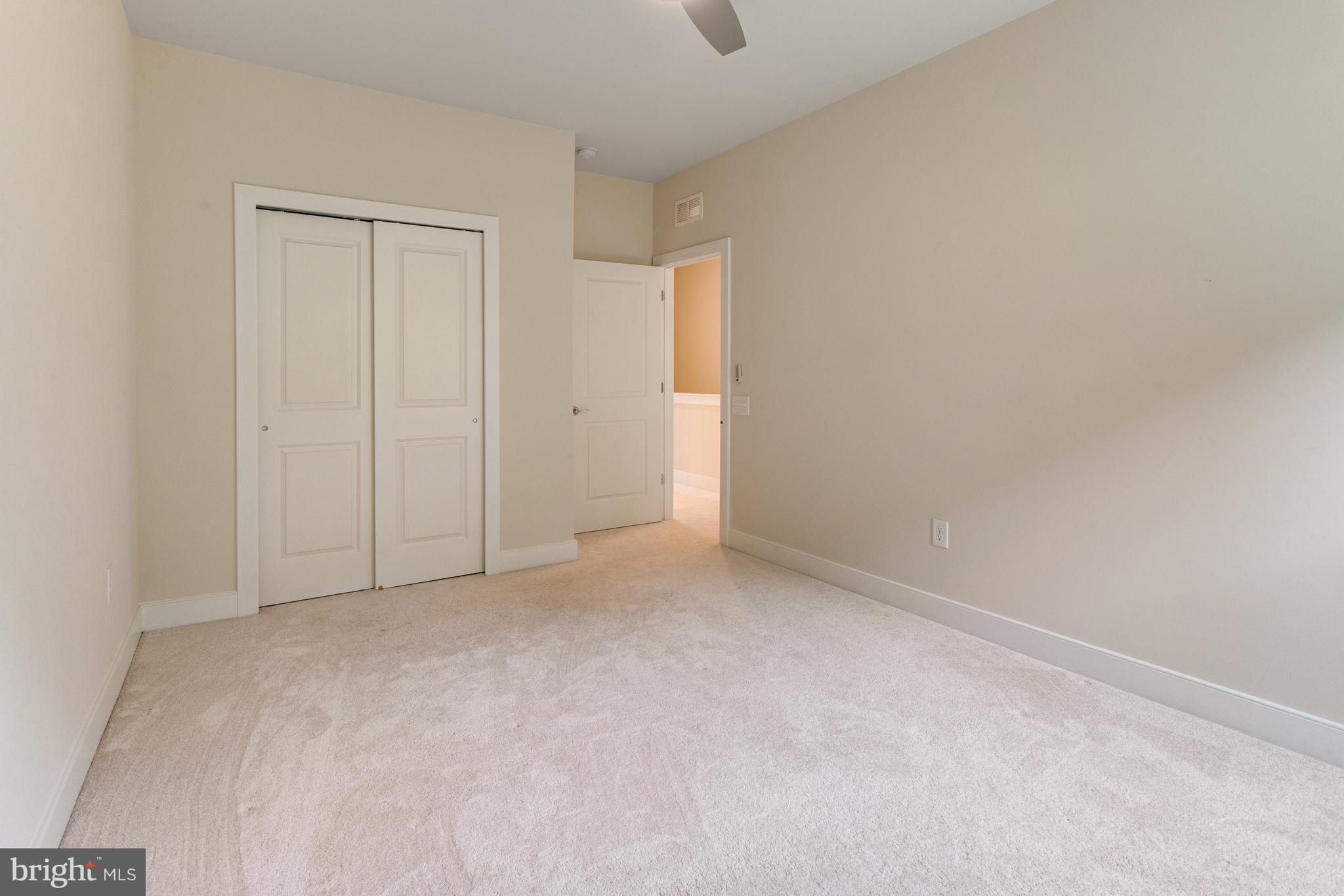 POTOMAC SHORES - Residential Lease