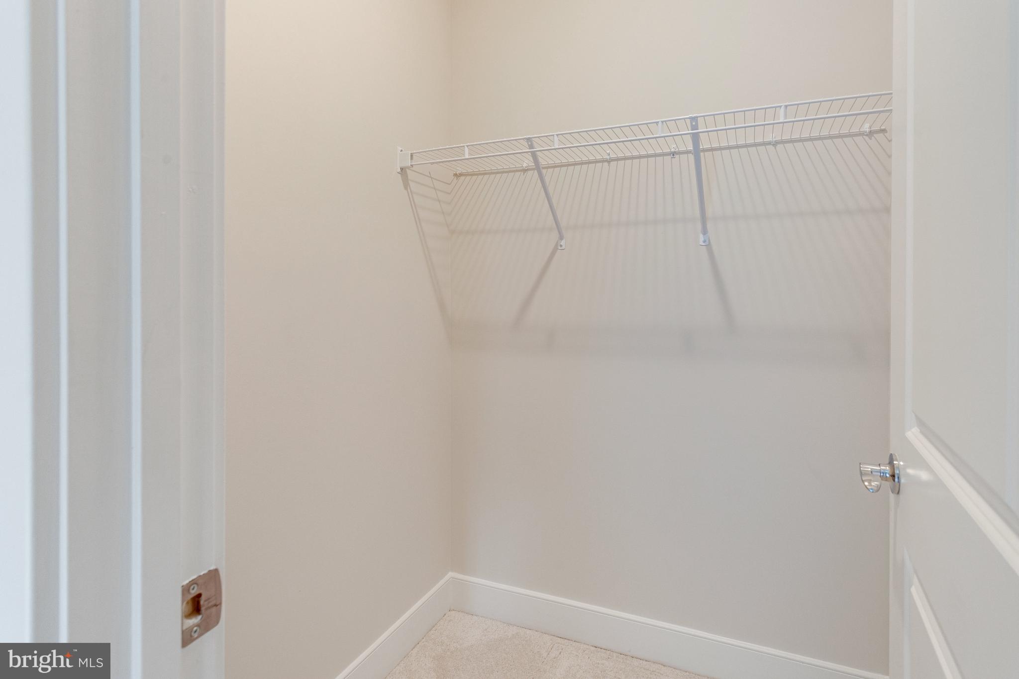 POTOMAC SHORES - Residential Lease