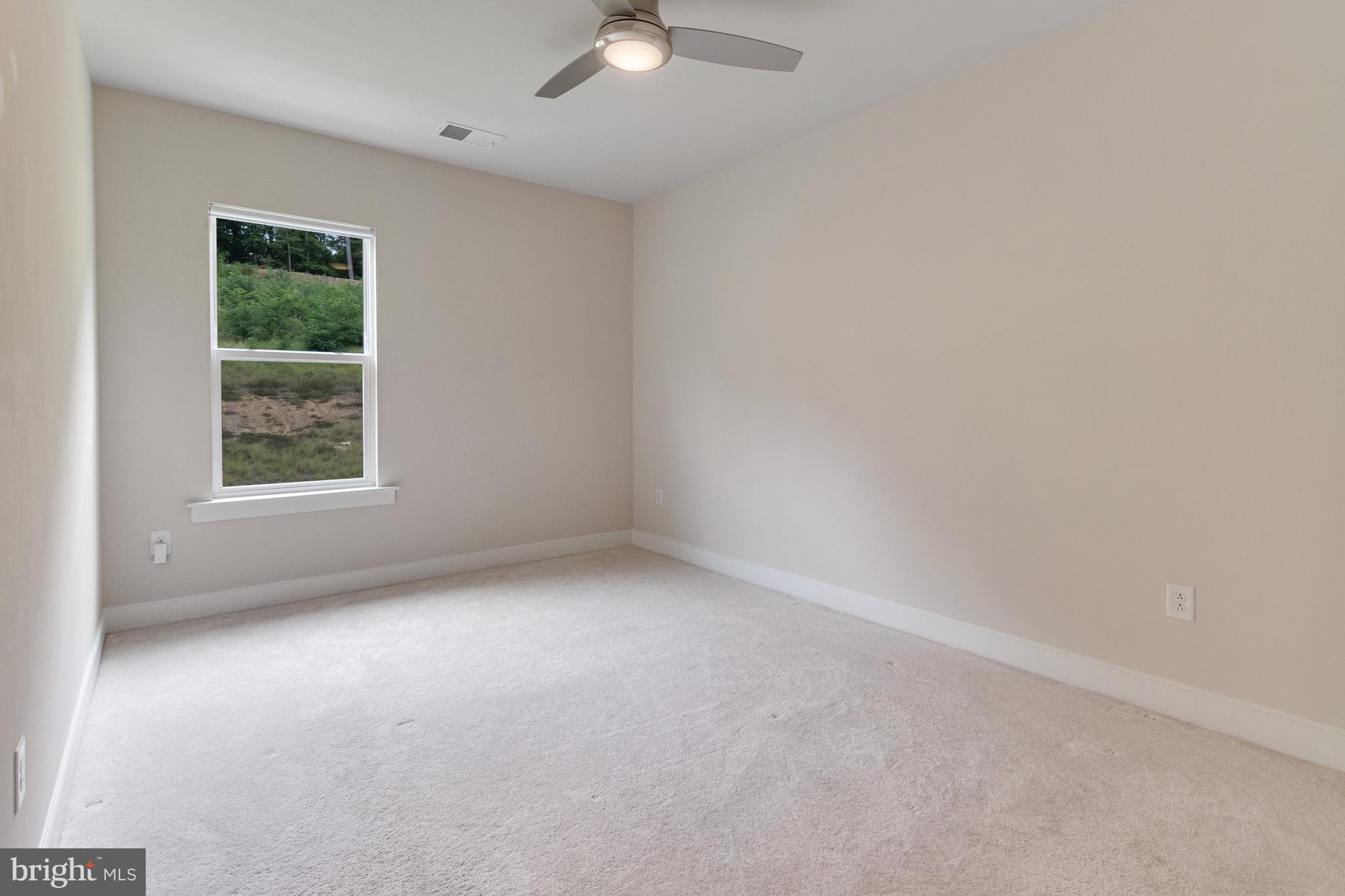 POTOMAC SHORES - Residential Lease