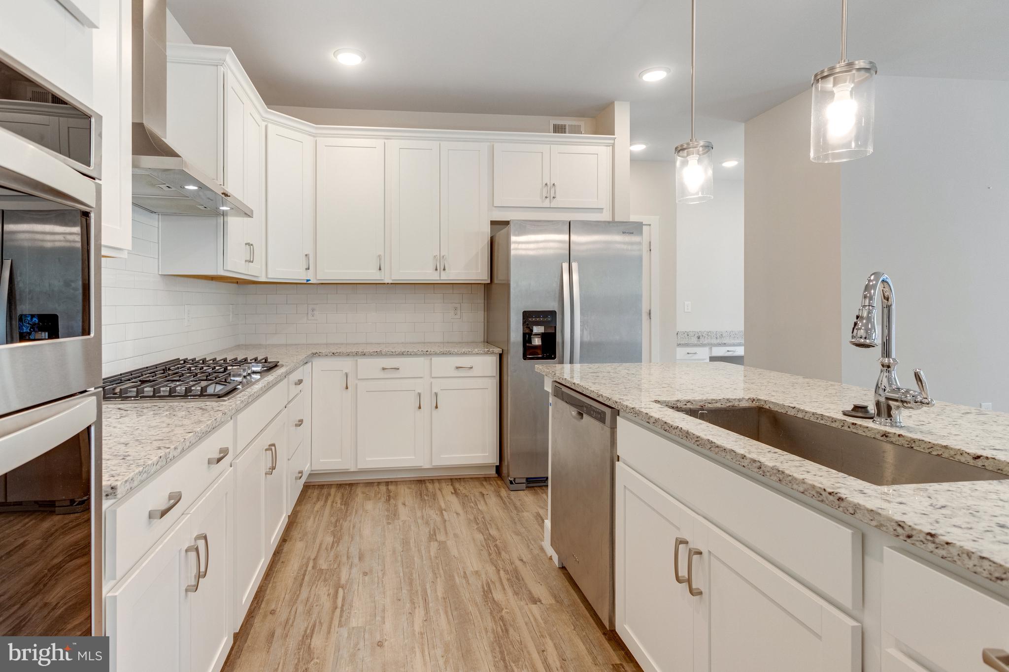 POTOMAC SHORES - Residential Lease