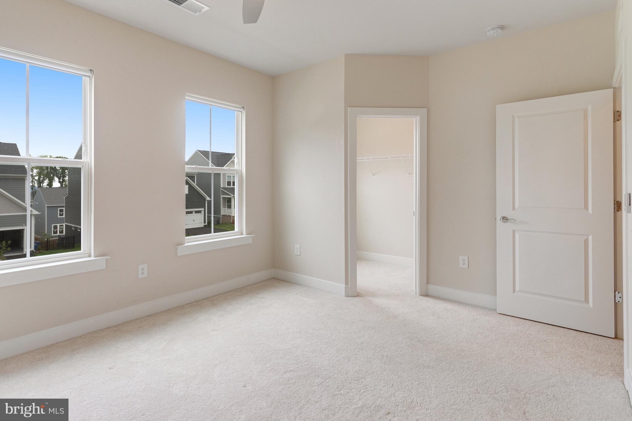 POTOMAC SHORES - Residential Lease