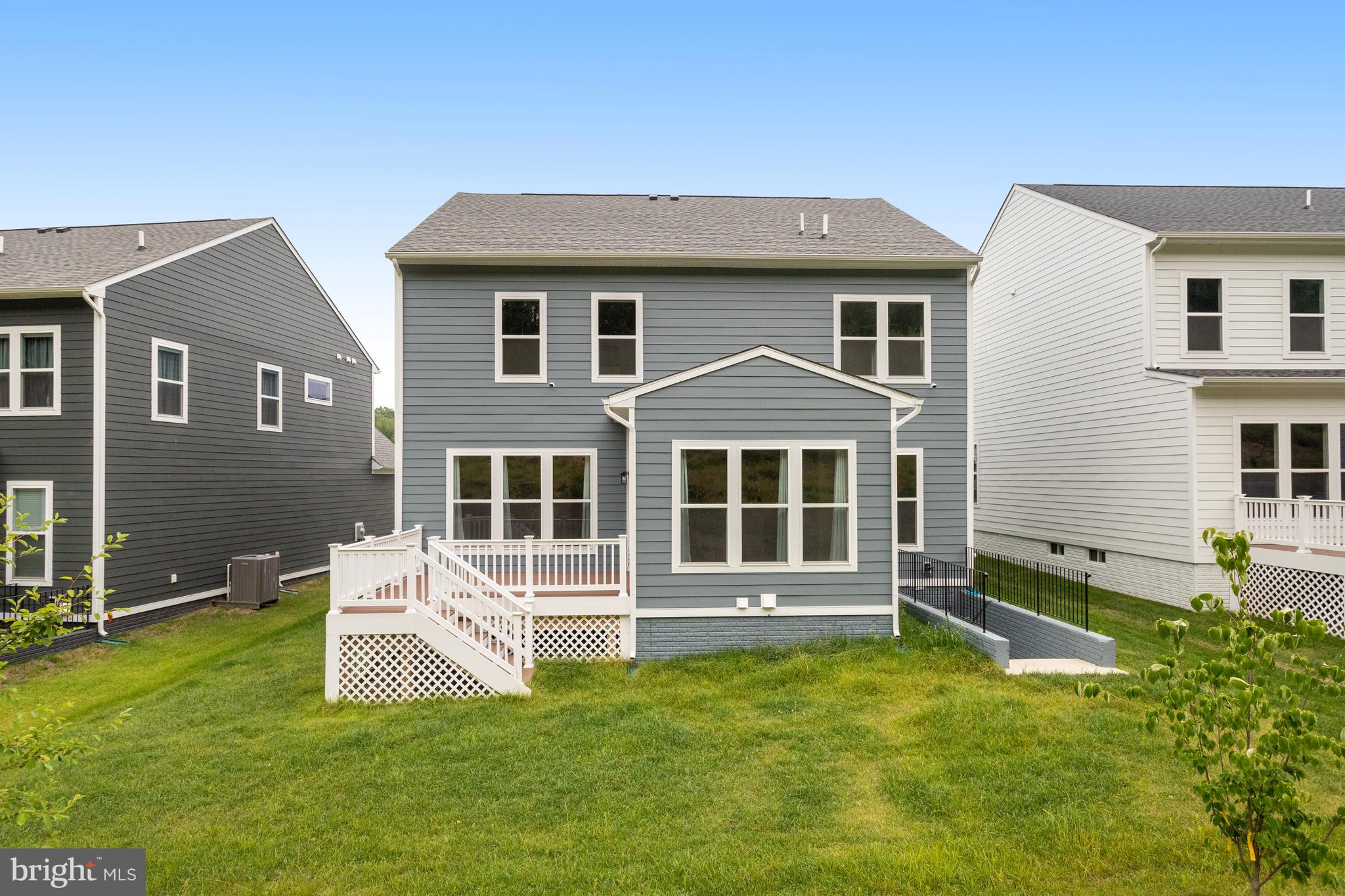 POTOMAC SHORES - Residential Lease