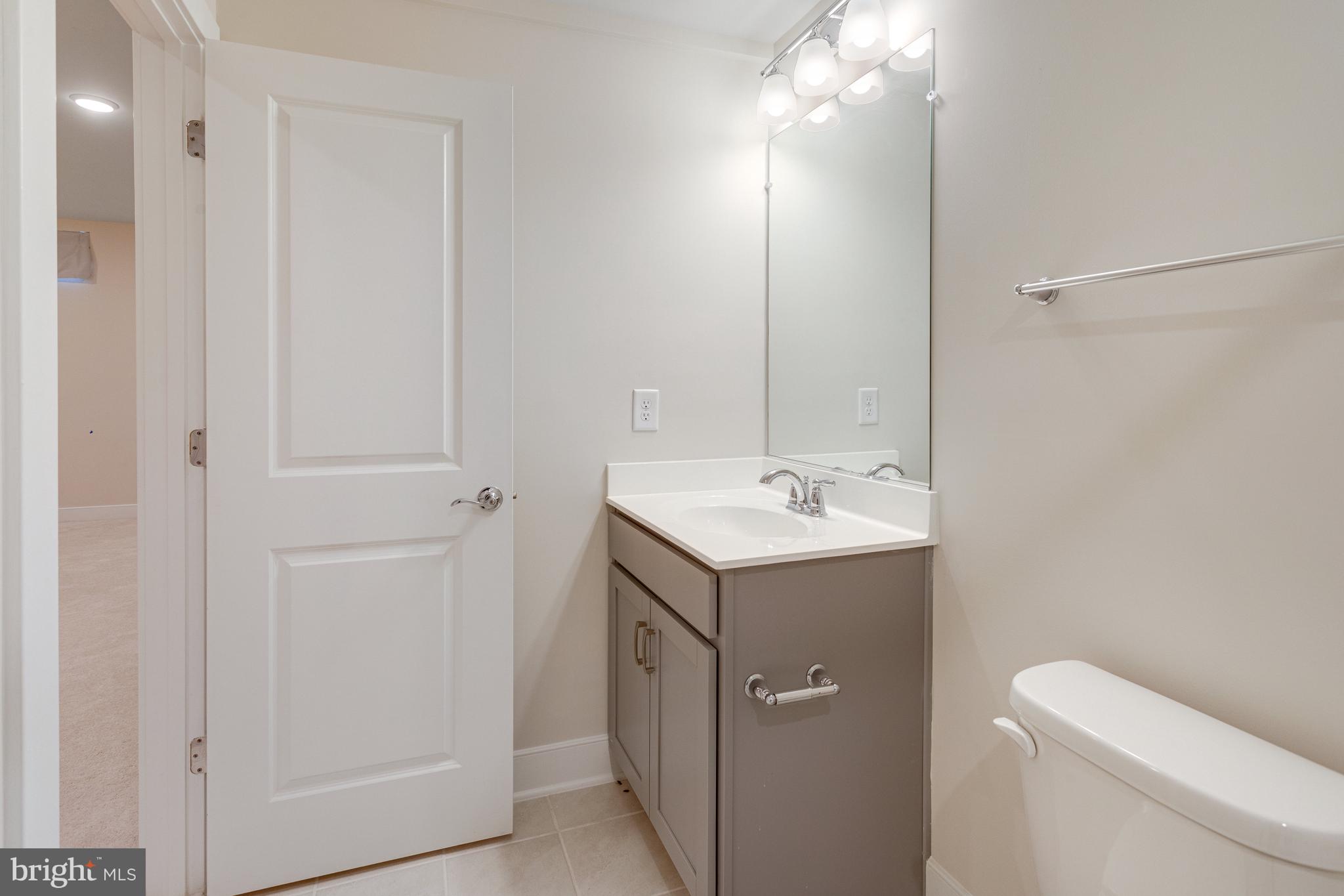 POTOMAC SHORES - Residential Lease