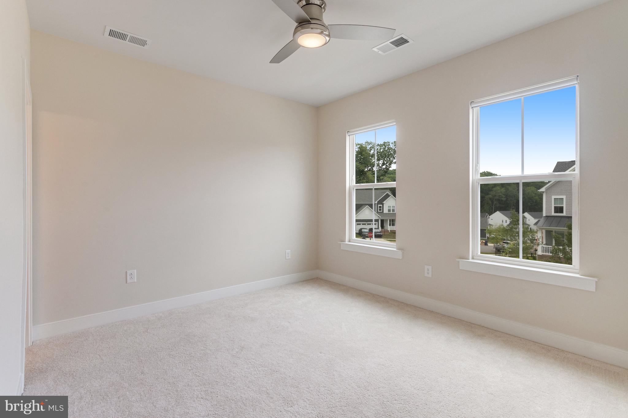 POTOMAC SHORES - Residential Lease