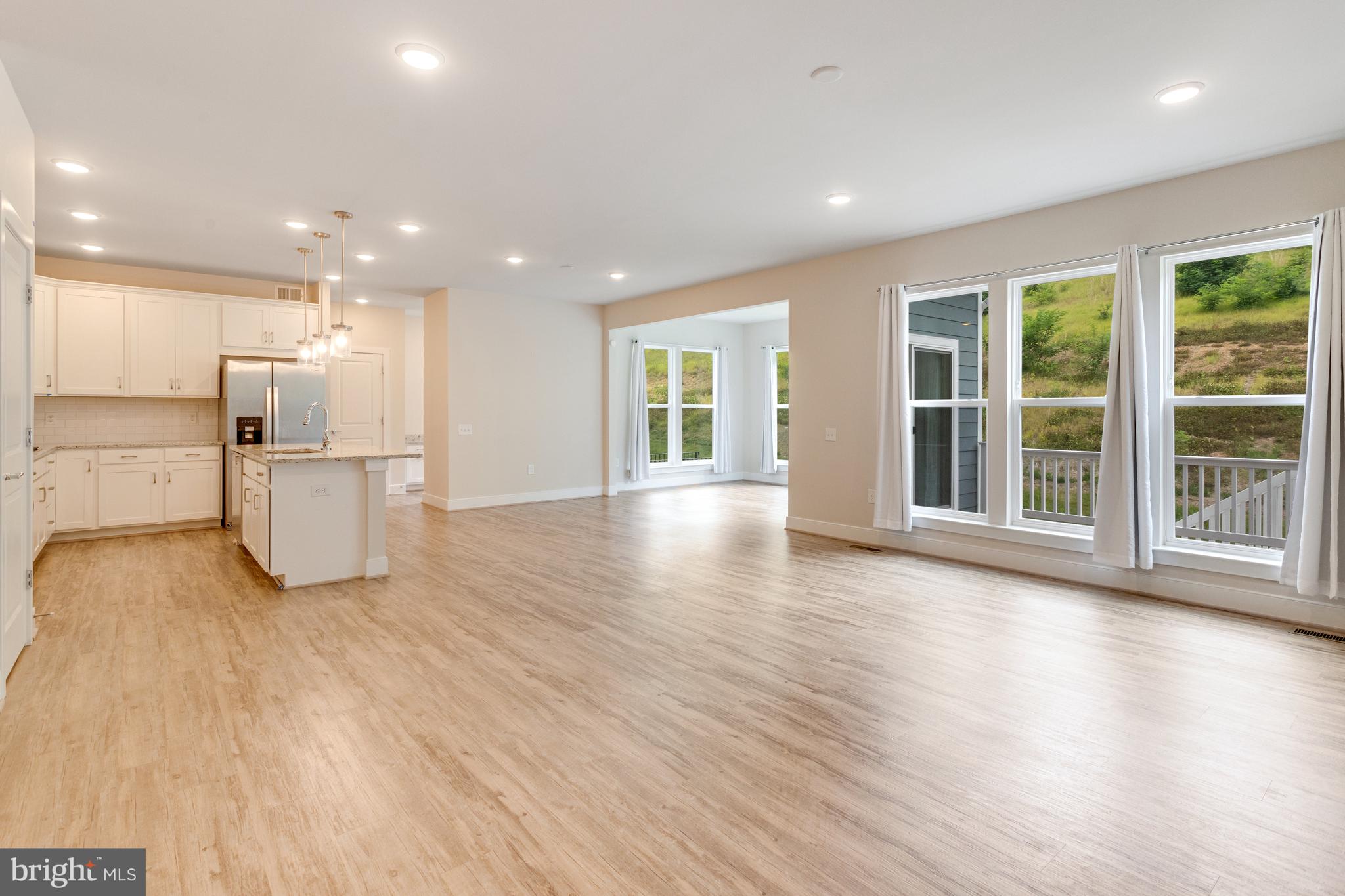 POTOMAC SHORES - Residential Lease