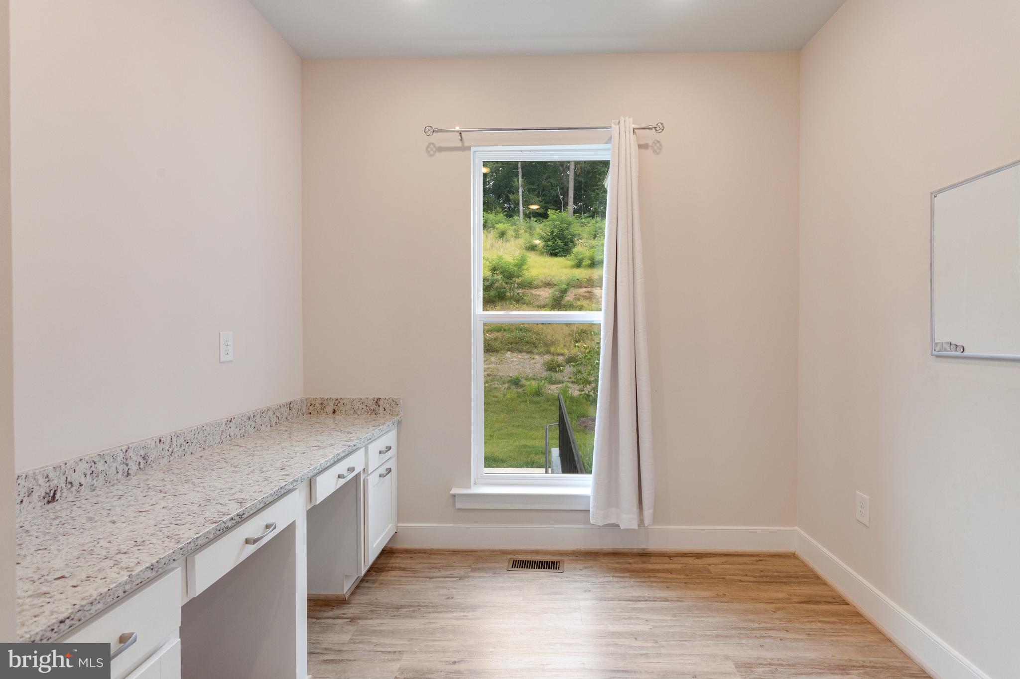 POTOMAC SHORES - Residential Lease