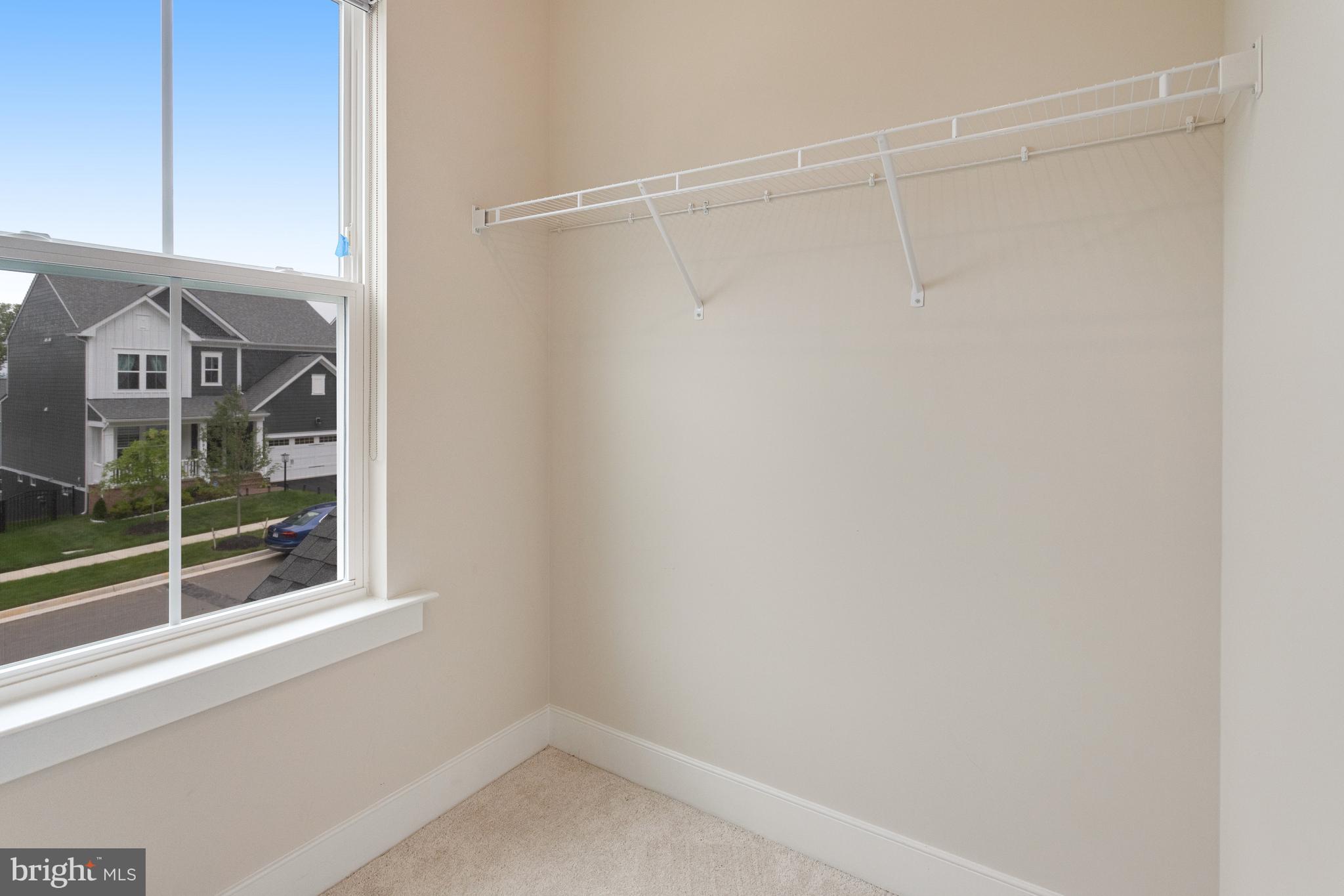 POTOMAC SHORES - Residential Lease