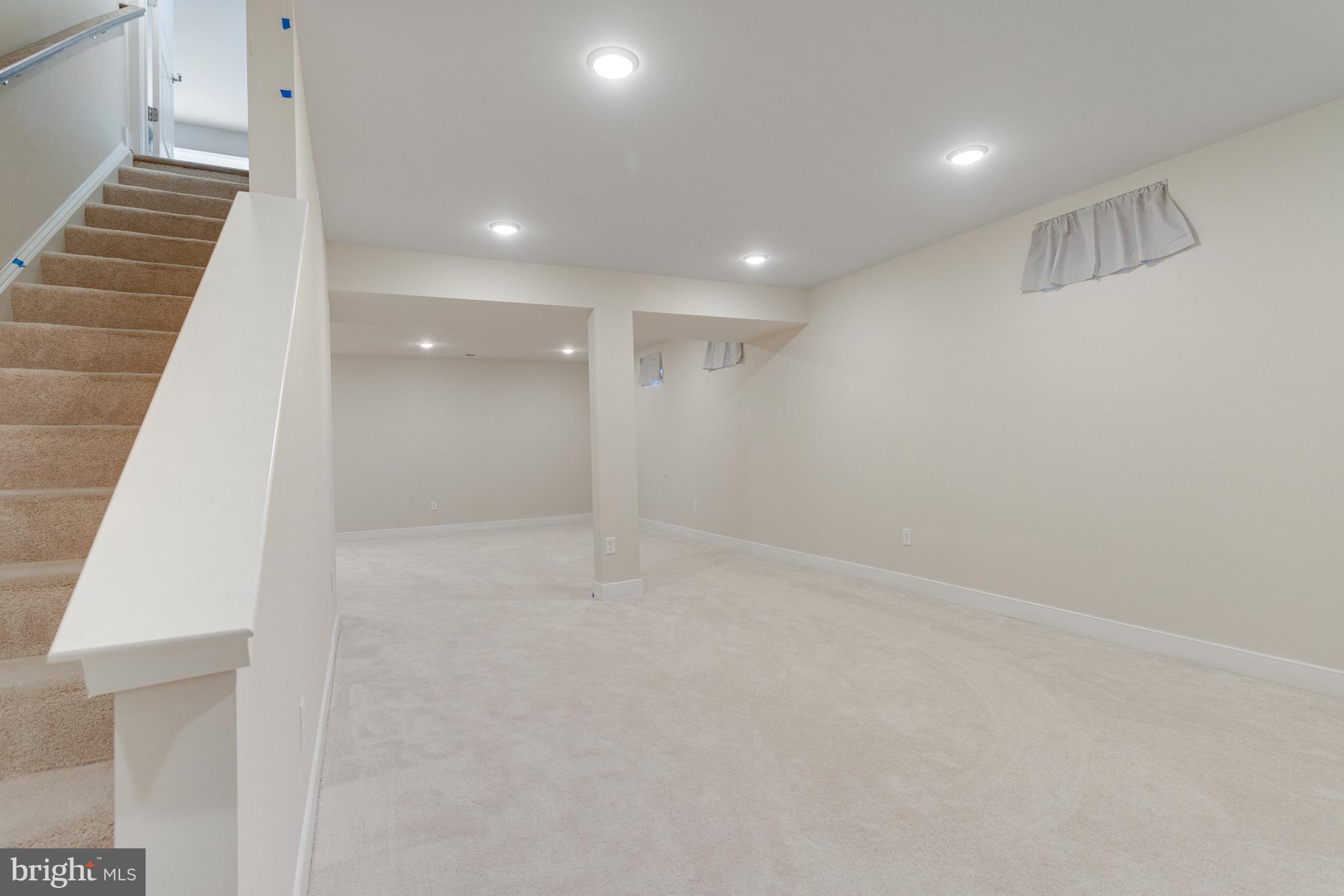 POTOMAC SHORES - Residential Lease