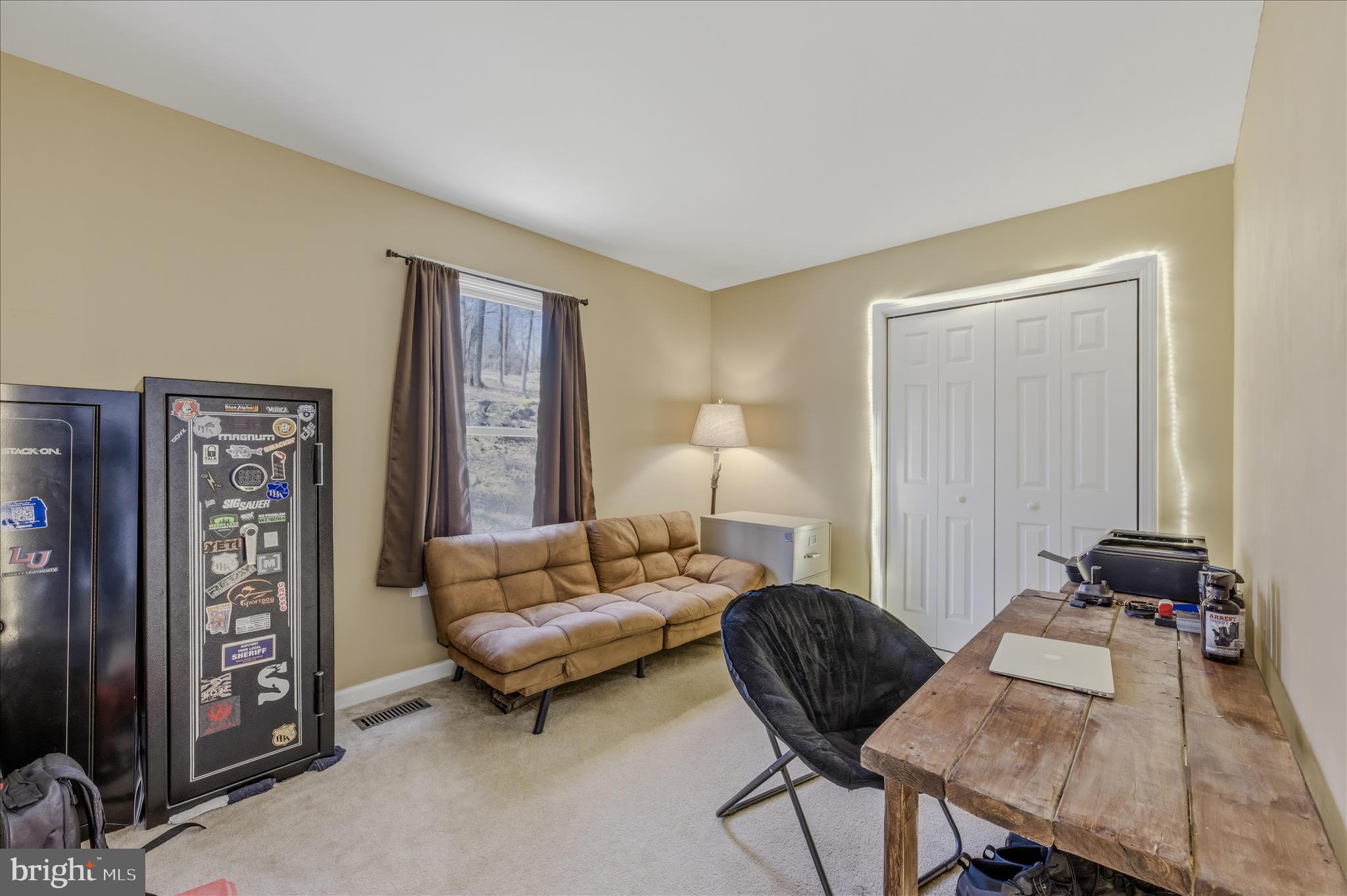 HIGH KNOB - Residential